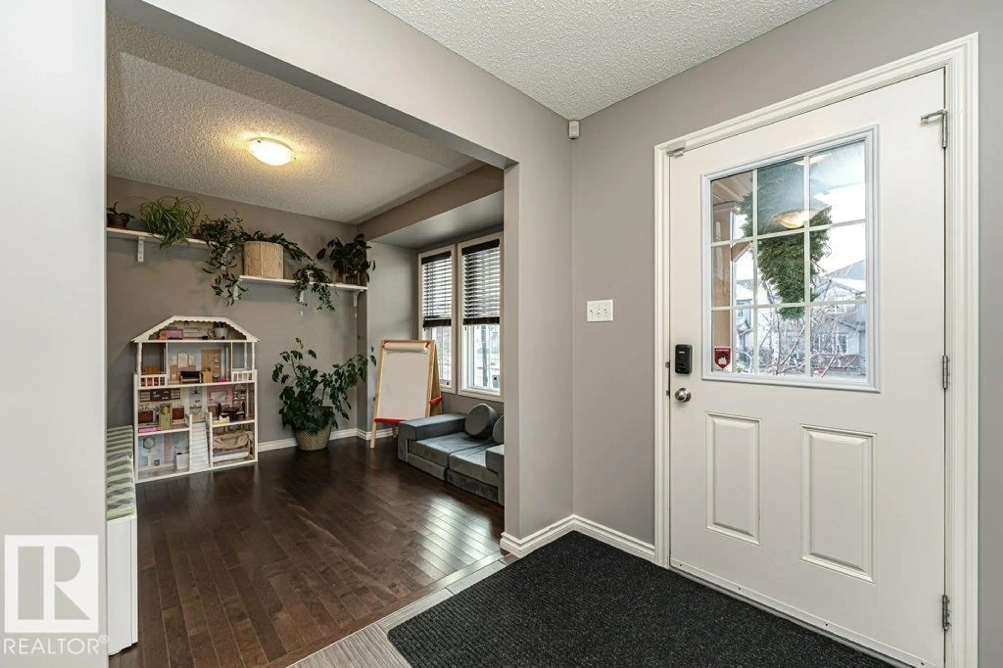Indoor entryway for SW - 1017 WATT PM, Edmonton Alberta T6X1P5