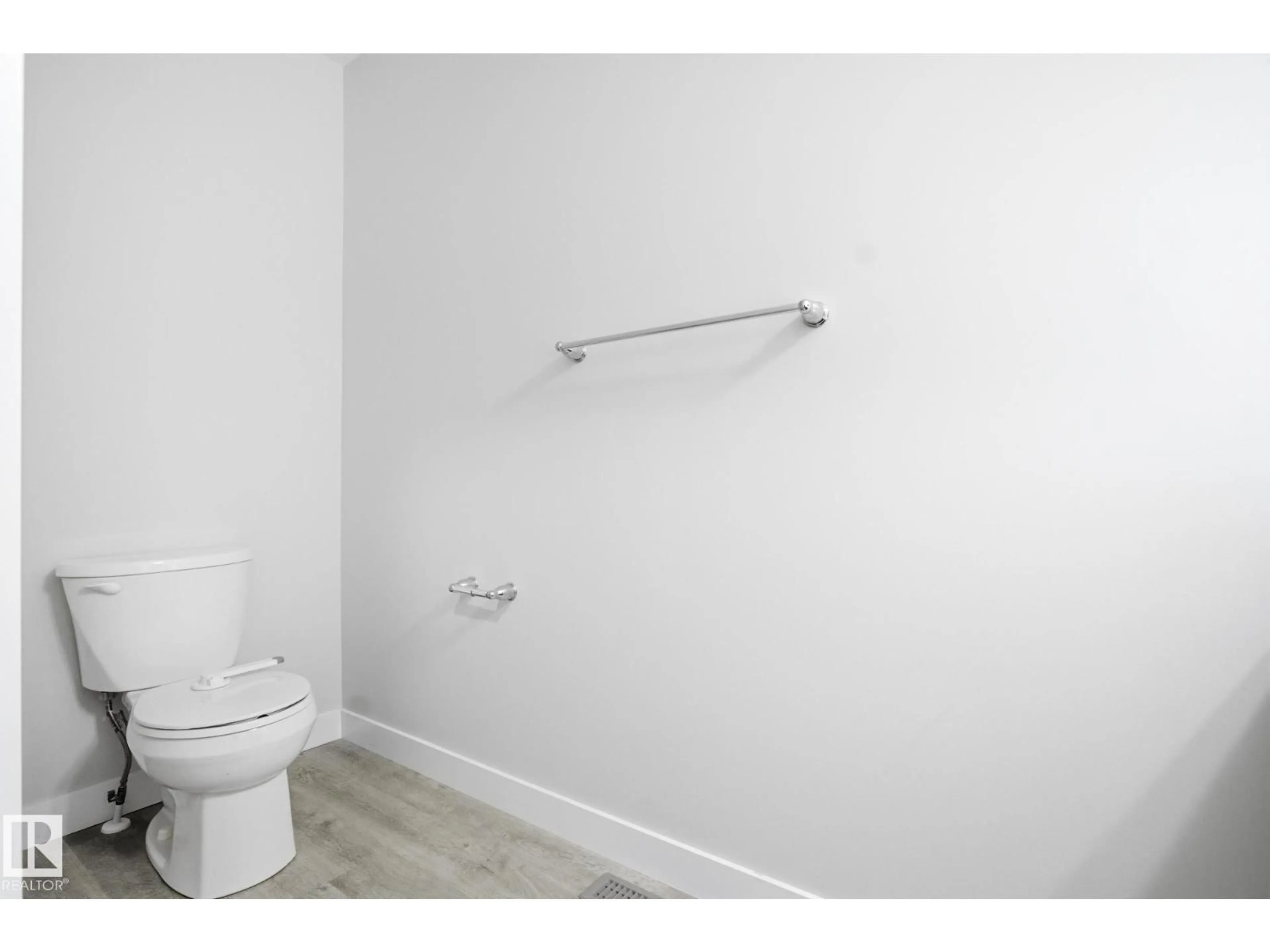 A pic of a room for 5115 LARK CR, Edmonton Alberta T5S0N9