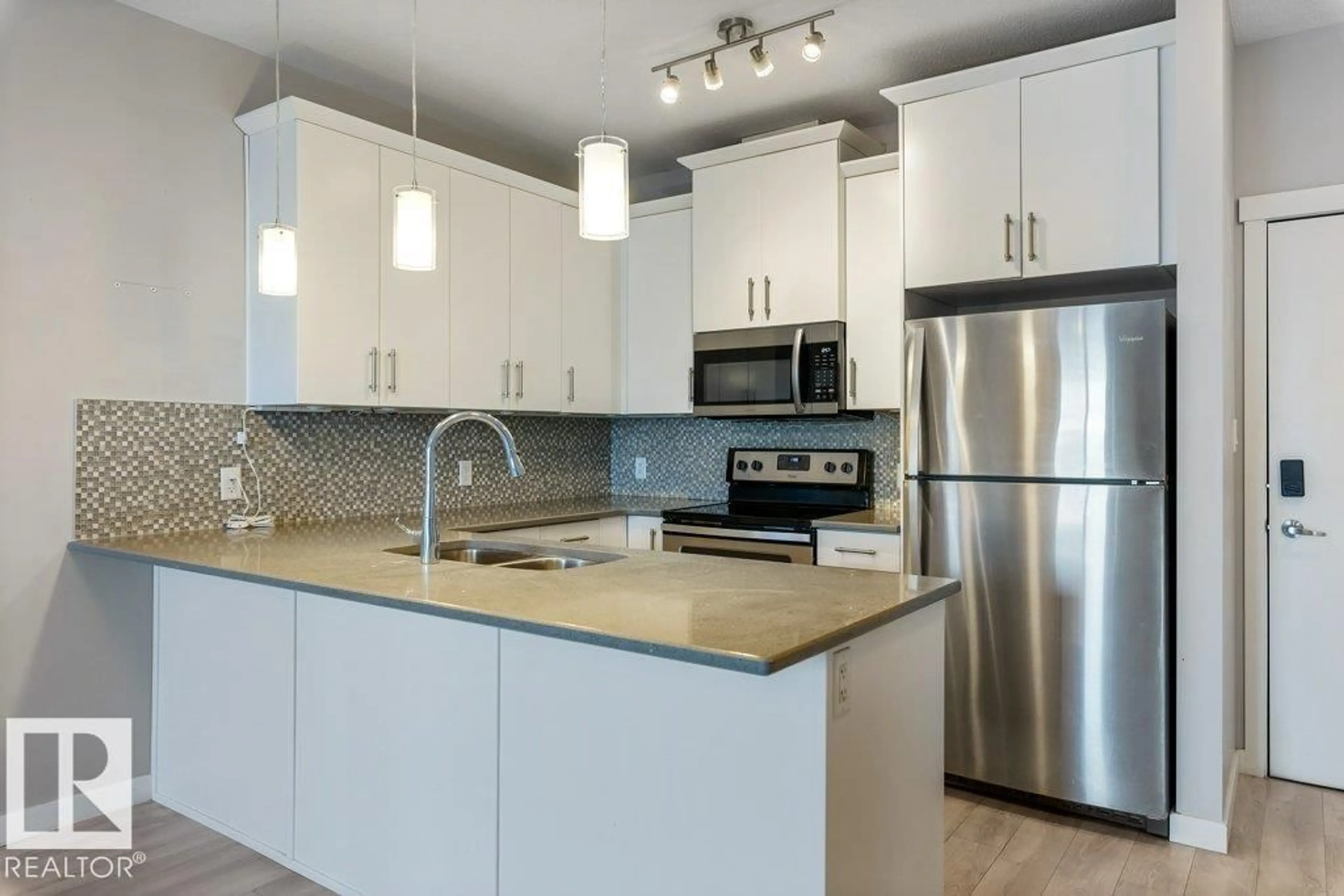 Open concept kitchen, unknown for #304 - 812 WELSH DR, Edmonton Alberta T6X1Y7