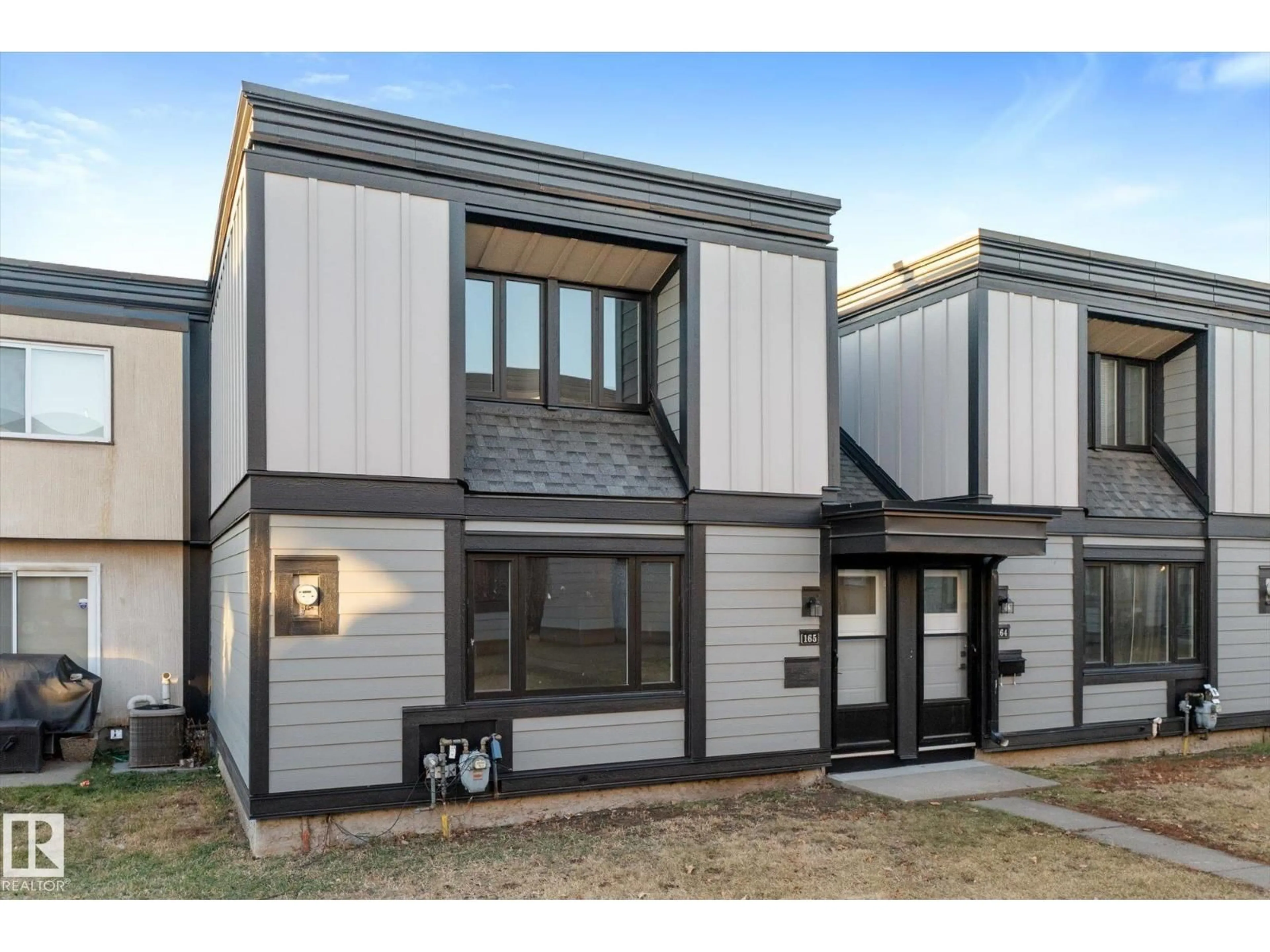 Home with vinyl exterior material, unknown for 165 - 3308 113 AV, Edmonton Alberta T5W5J8