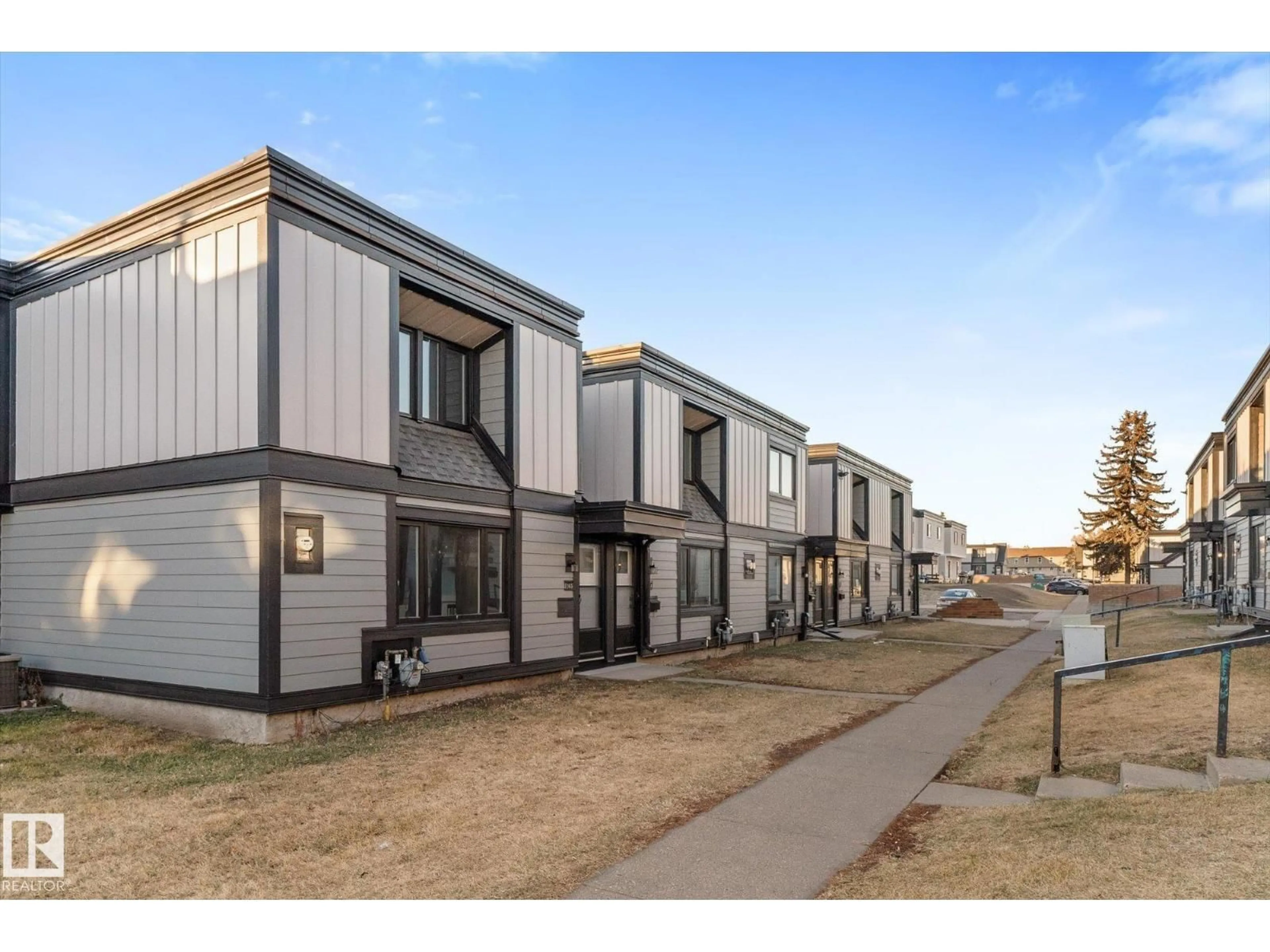 Unknown for 165 - 3308 113 AV, Edmonton Alberta T5W5J8