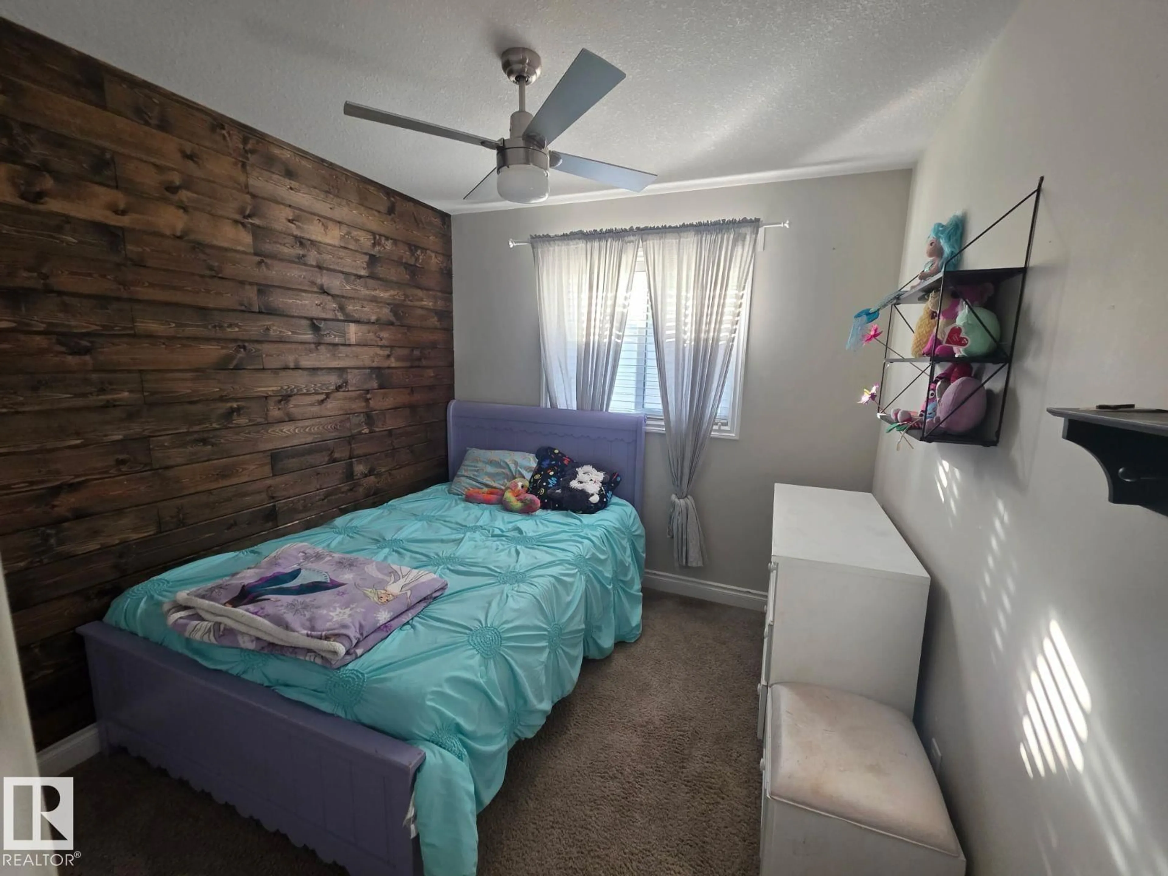 A pic of a room for 10314 99 ST, Morinville Alberta T8R0C2