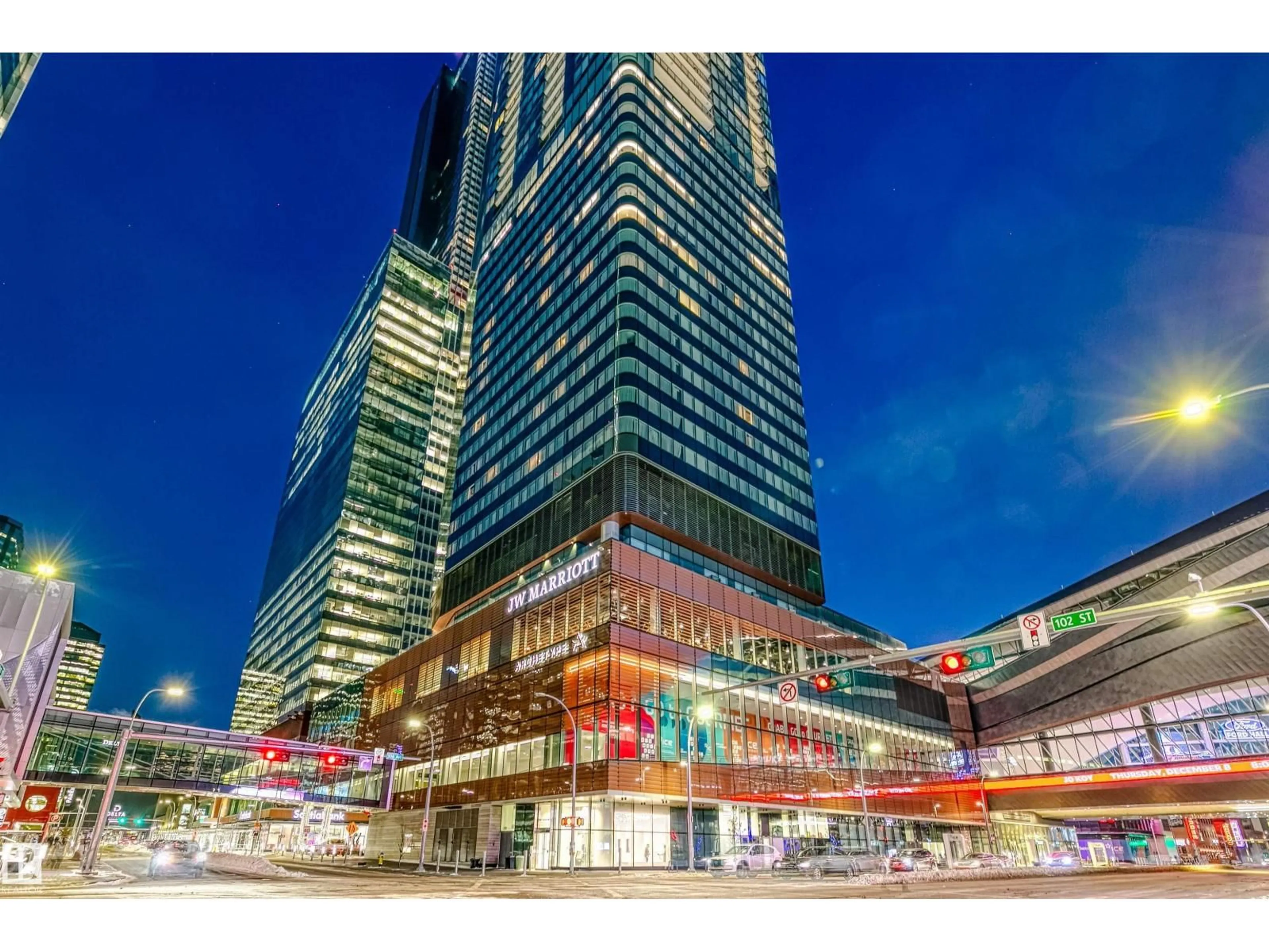 Indoor foyer for 10360 - 4501 102 ST NW, Edmonton Alberta T5J0K6