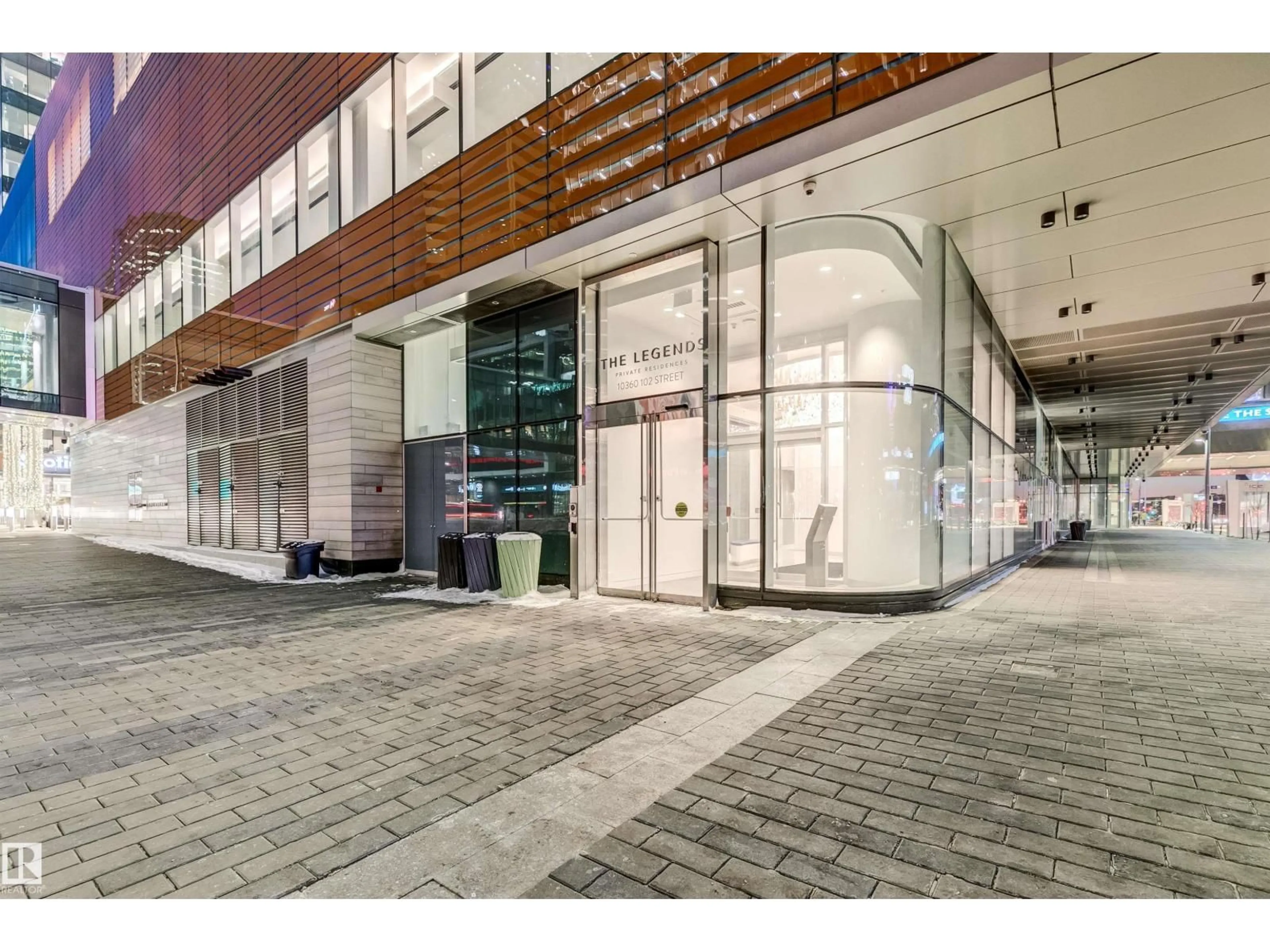 Indoor foyer for 10360 - 4501 102 ST NW, Edmonton Alberta T5J0K6