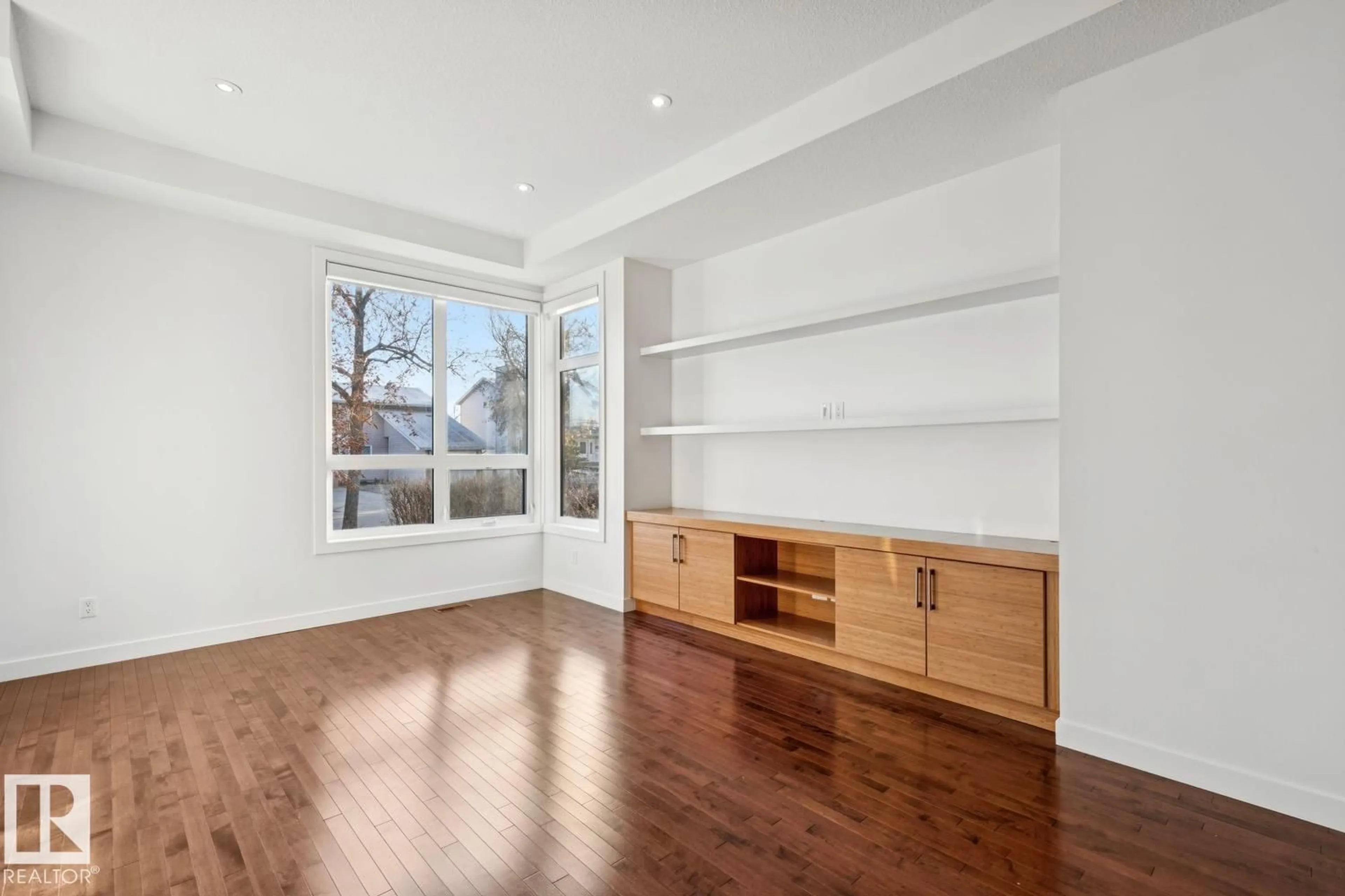 A pic of a room for 11042 131 ST, Edmonton Alberta T5M1B8