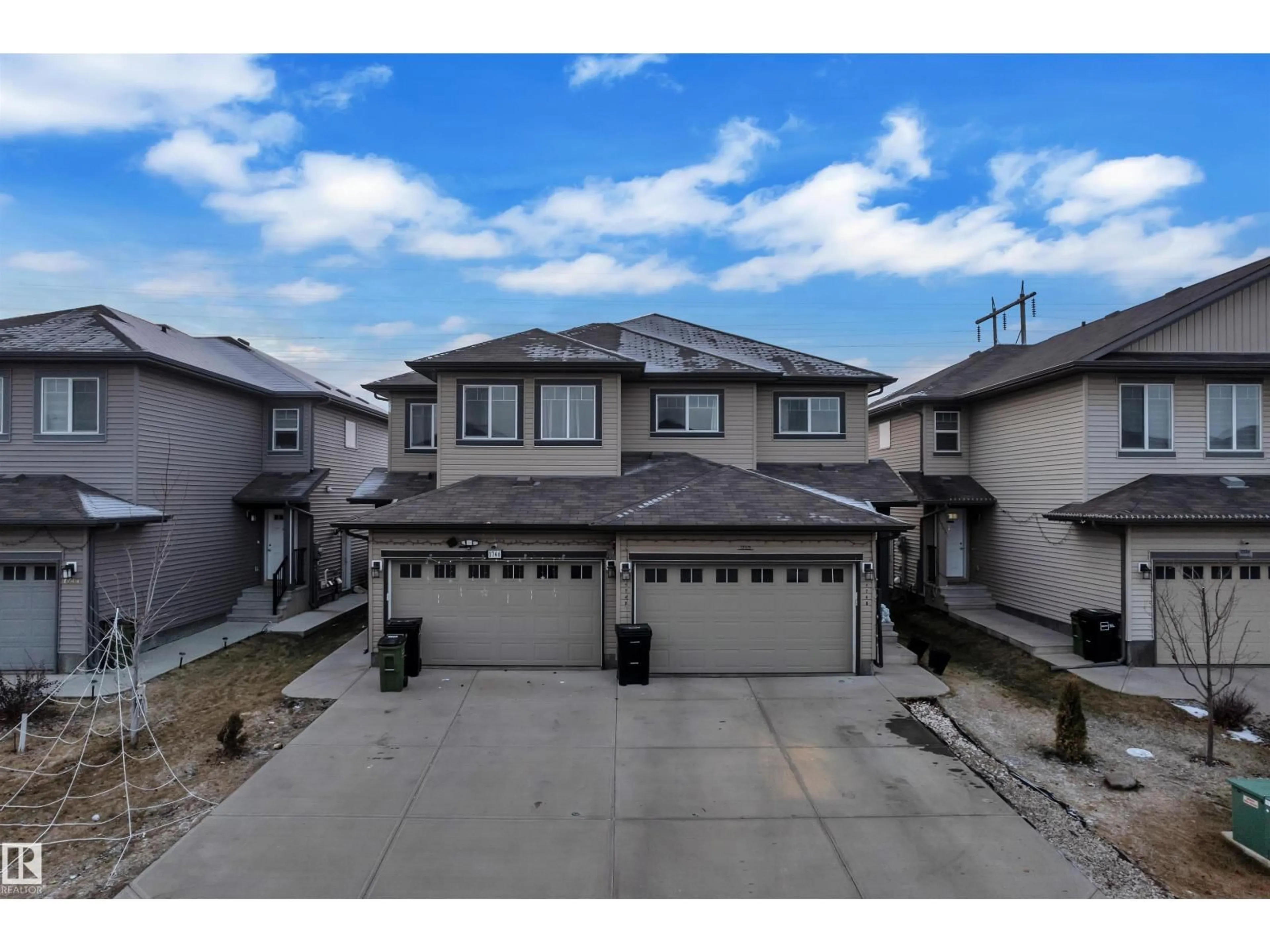 A pic from outside/outdoor area/front of a property/back of a property/a pic from drone, street for 1748 27 ST, Edmonton Alberta T6T2G5