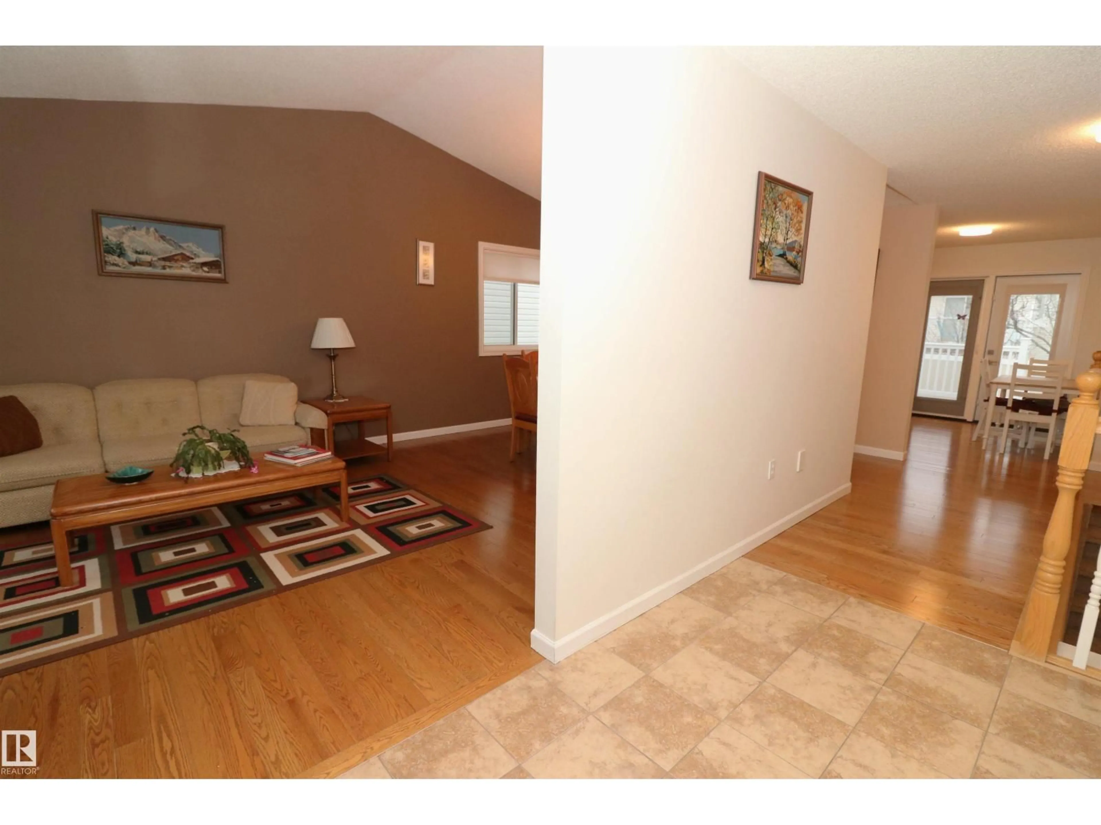 Indoor foyer for #13 - 308 JACKSON RD, Edmonton Alberta T6L6W1