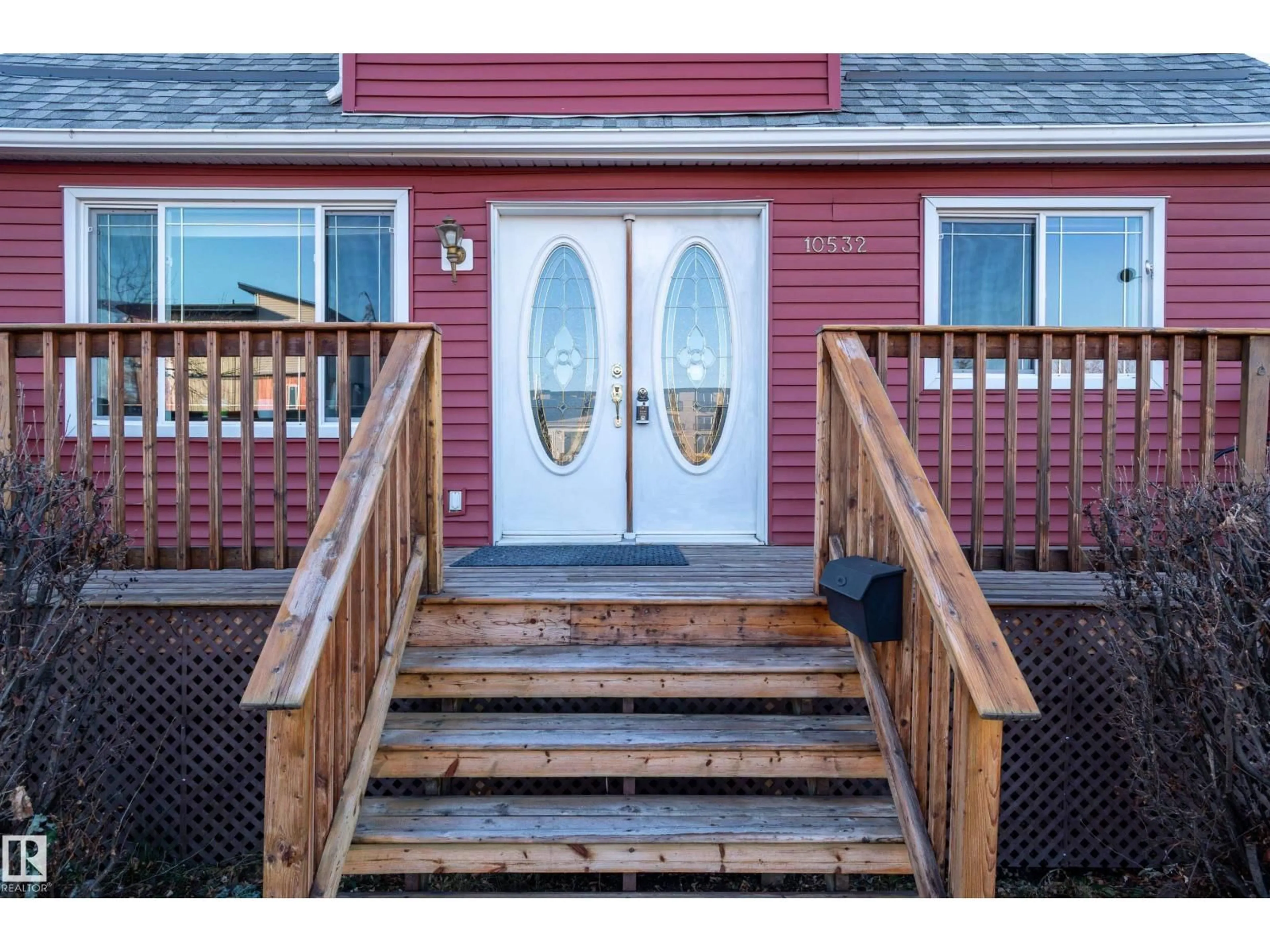 Indoor entryway for NW - 10532 157 ST, Edmonton Alberta T5P2V8