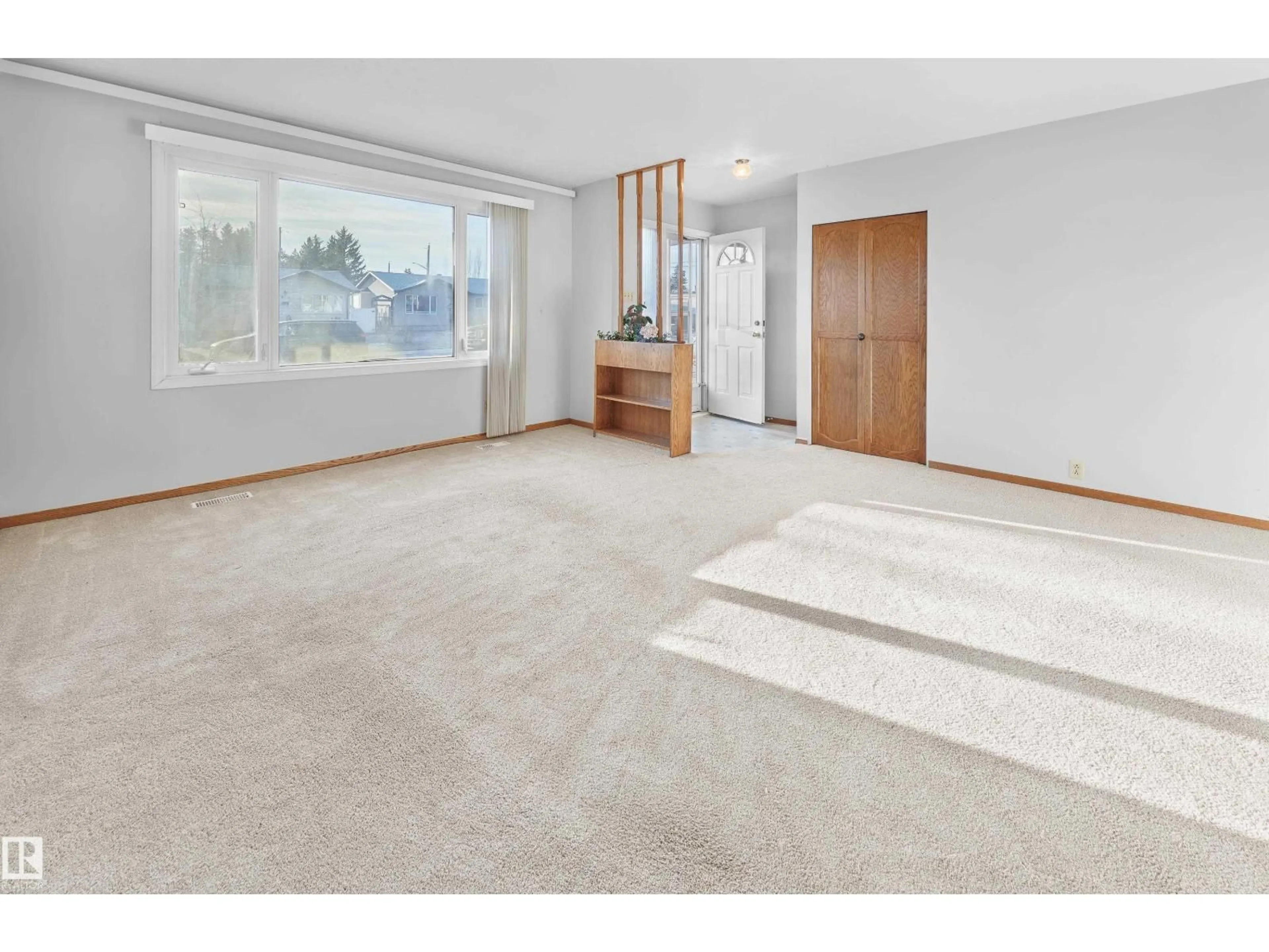 Unknown for 10512 54 AV, Edmonton Alberta T6H0T7