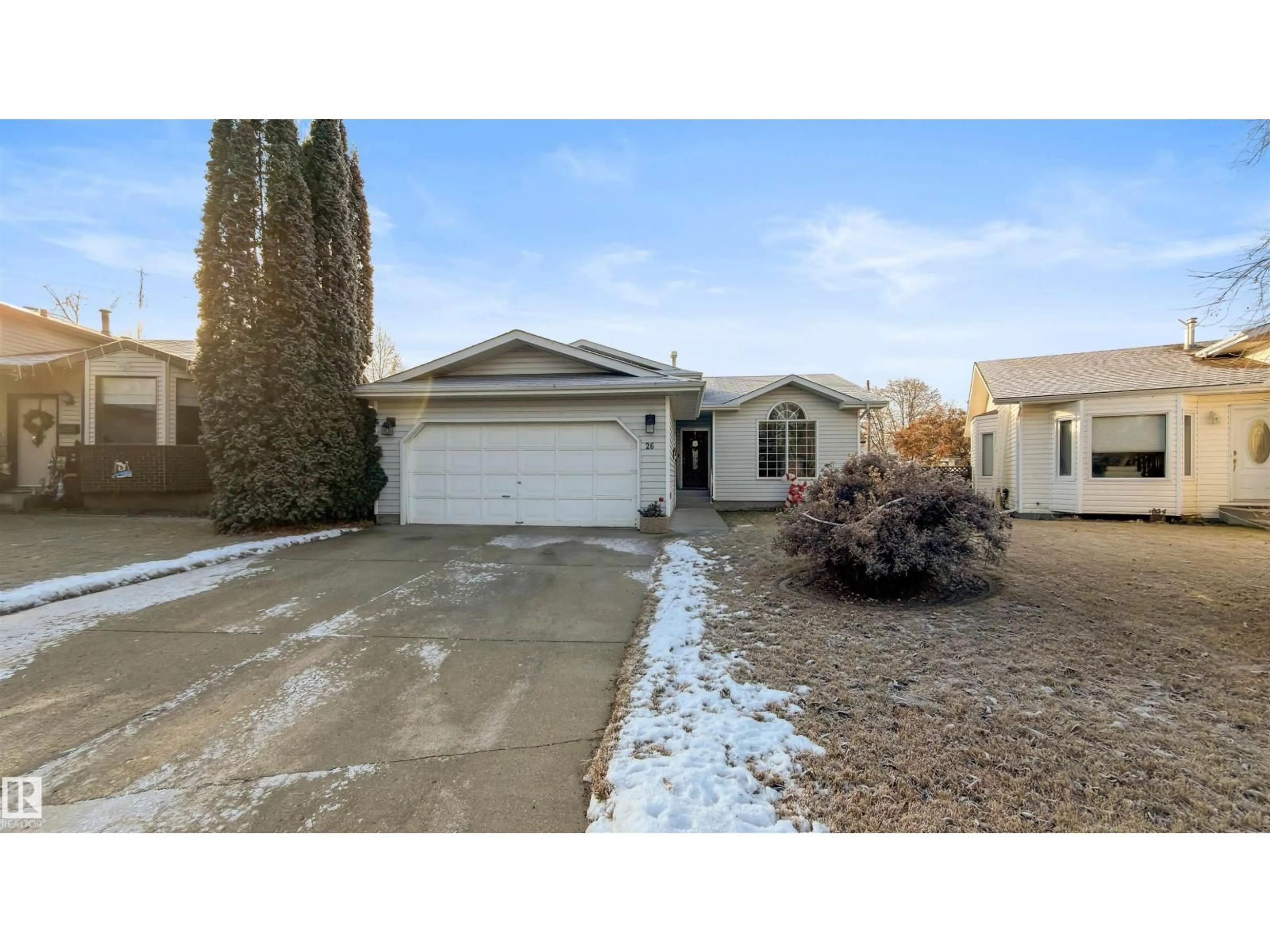 Home with vinyl exterior material, street for 26 ELBOW DR, Devon Alberta T9G1M5