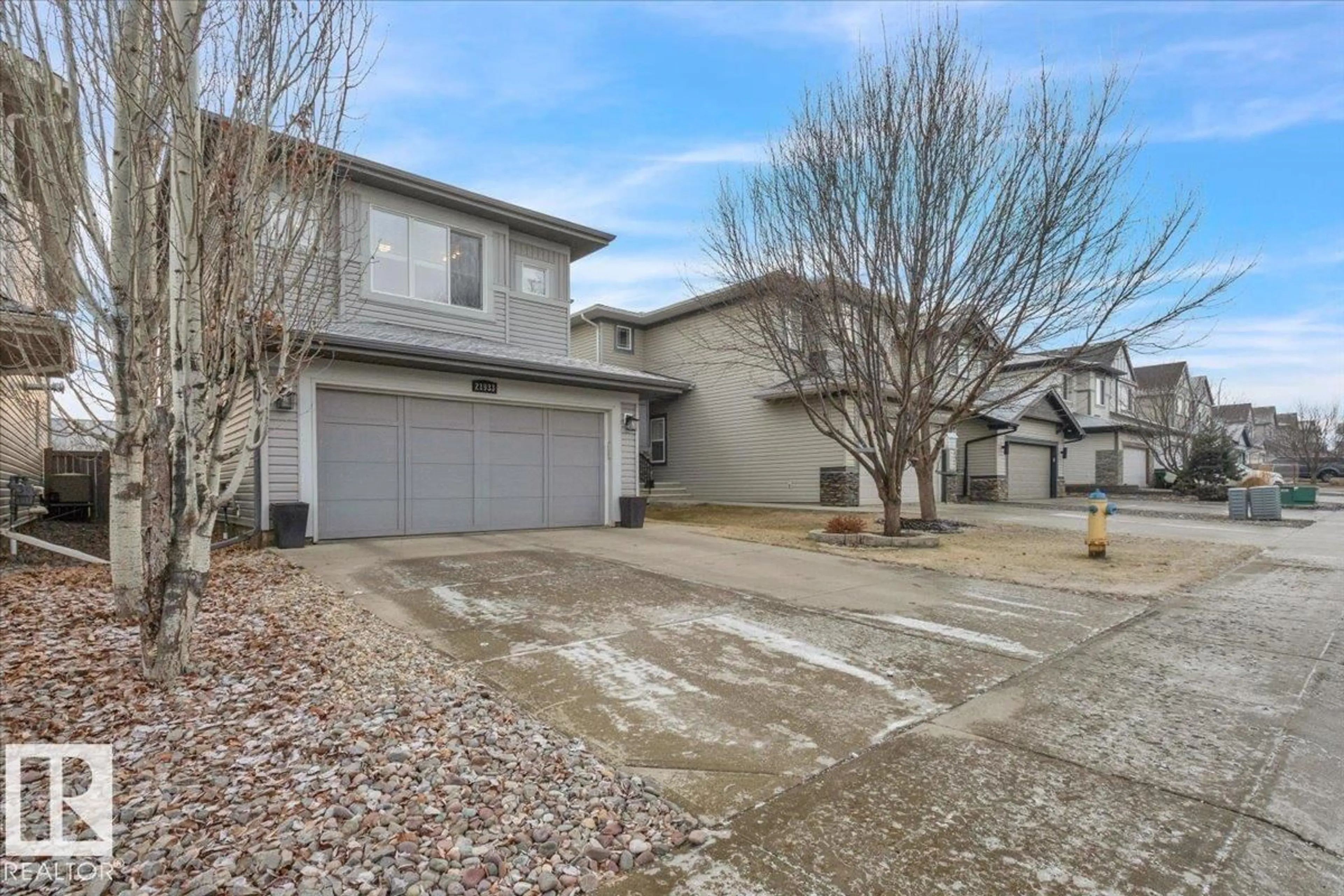 Unknown for 21933 94A AV NW, Edmonton Alberta T5T1N1