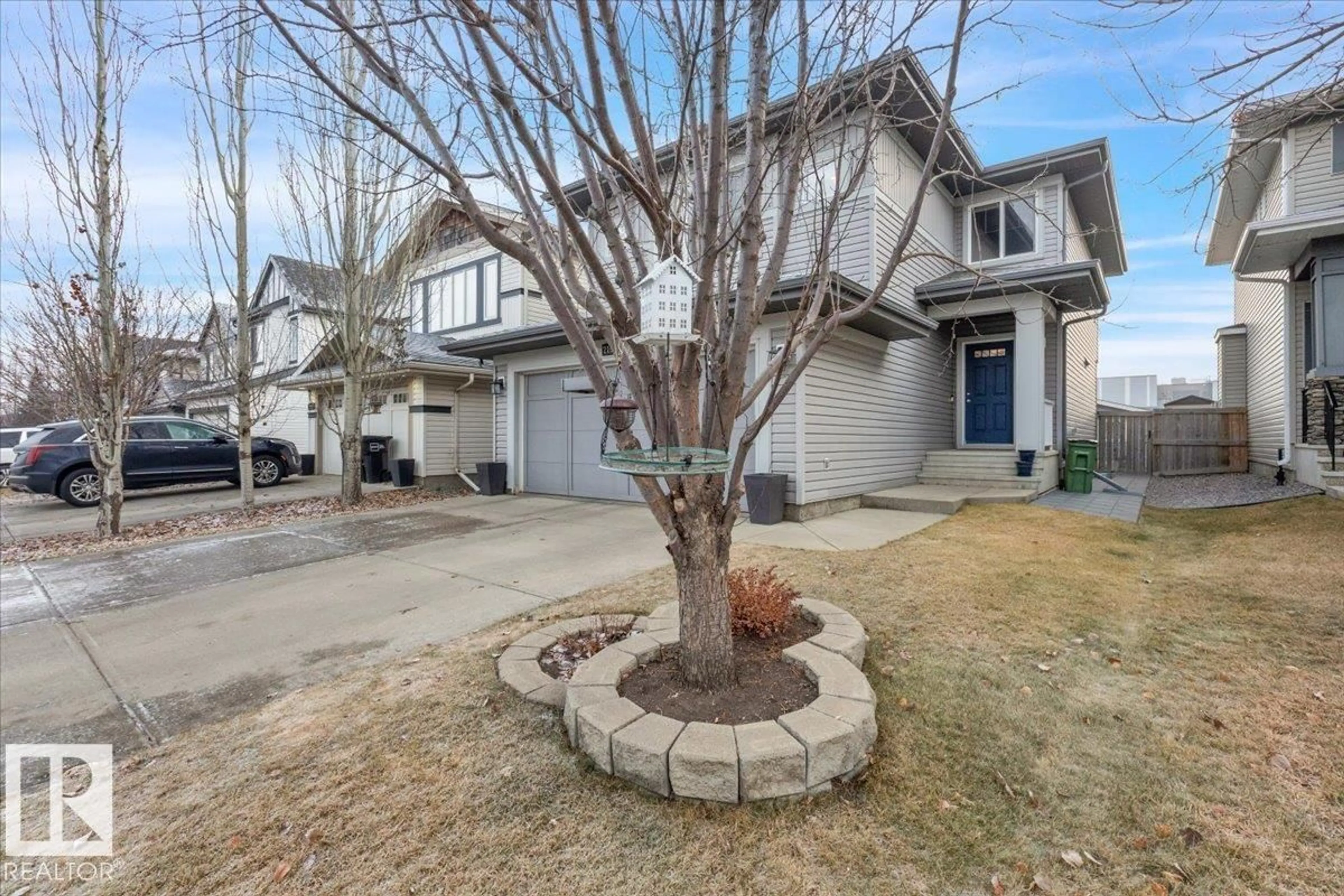 A pic from outside/outdoor area/front of a property/back of a property/a pic from drone, street for 21933 94A AV NW, Edmonton Alberta T5T1N1