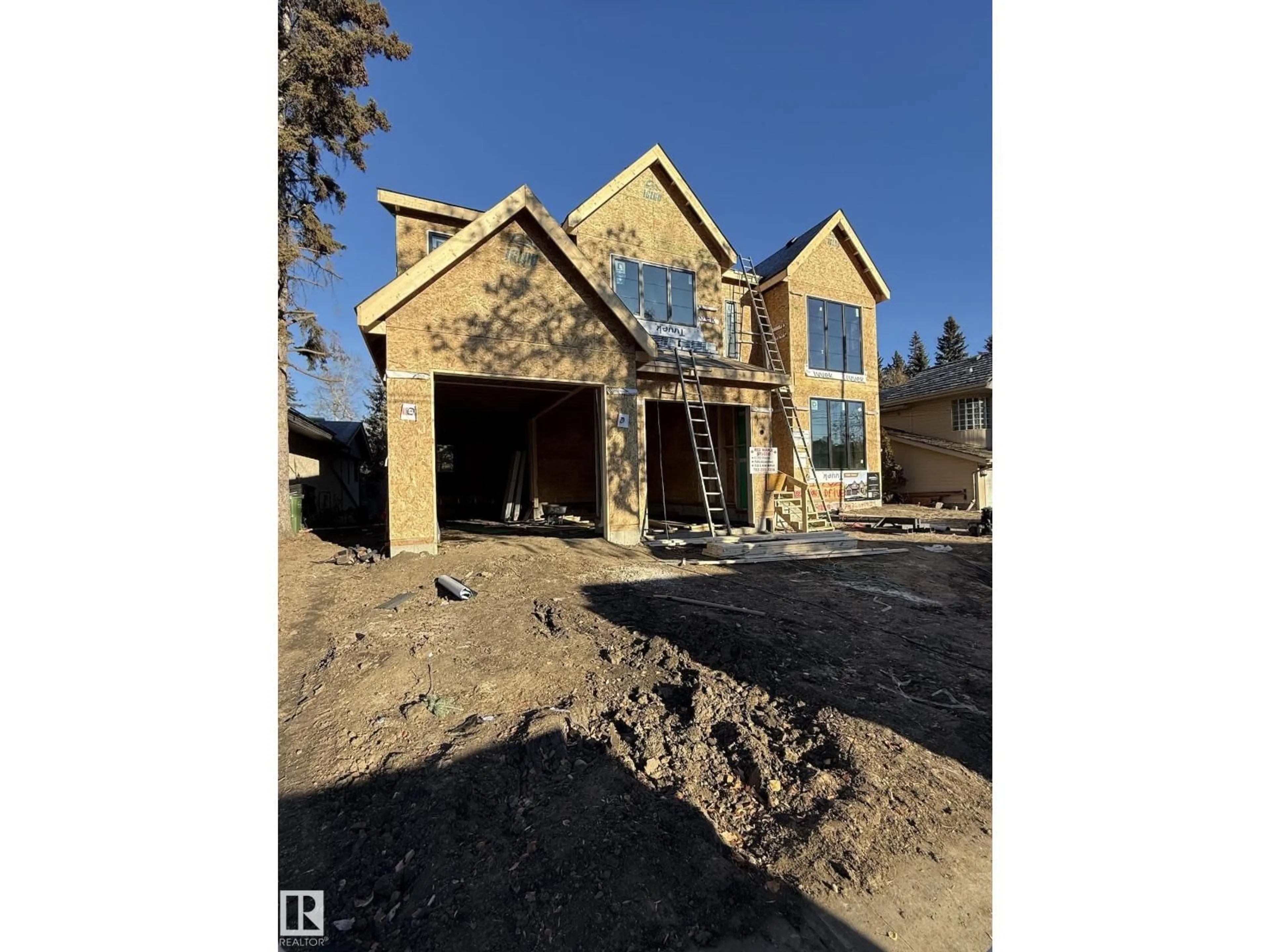 Home with brick exterior material, building for 14702 PARK DR, Edmonton Alberta T5R5V4