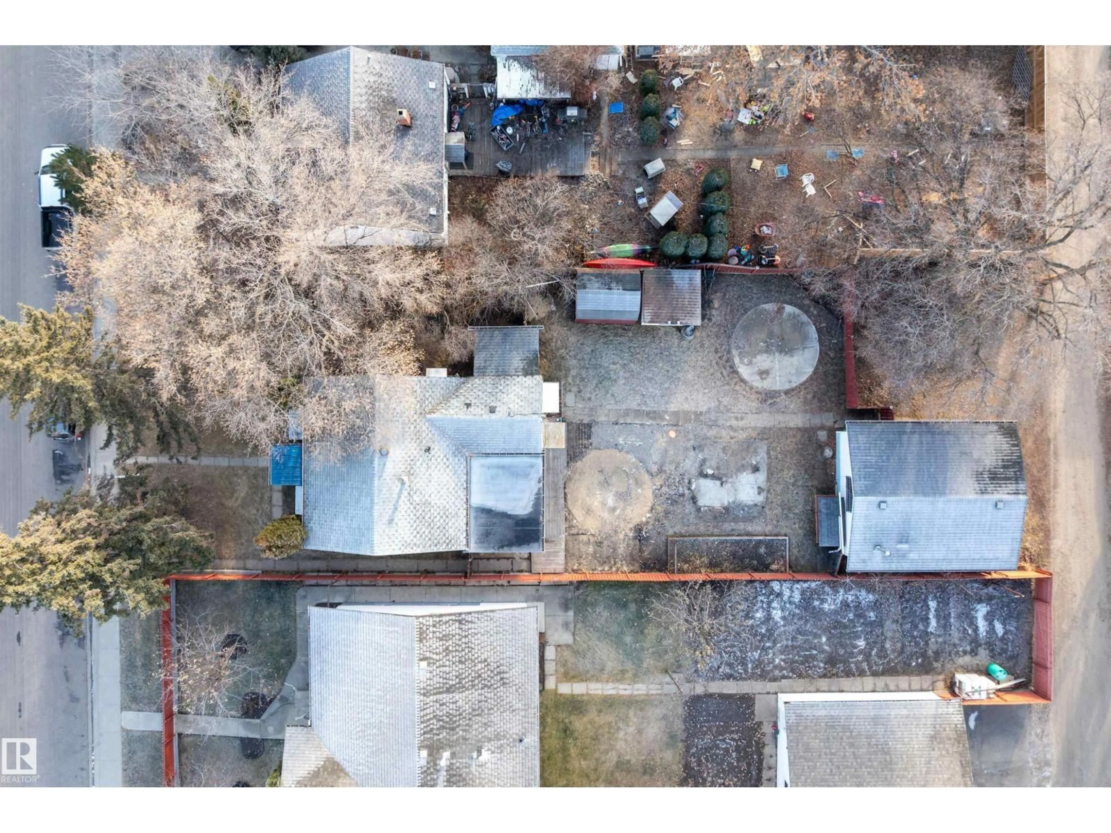 A pic from outside/outdoor area/front of a property/back of a property/a pic from drone, street for NW - 9920 150 ST, Edmonton Alberta T5P1N8