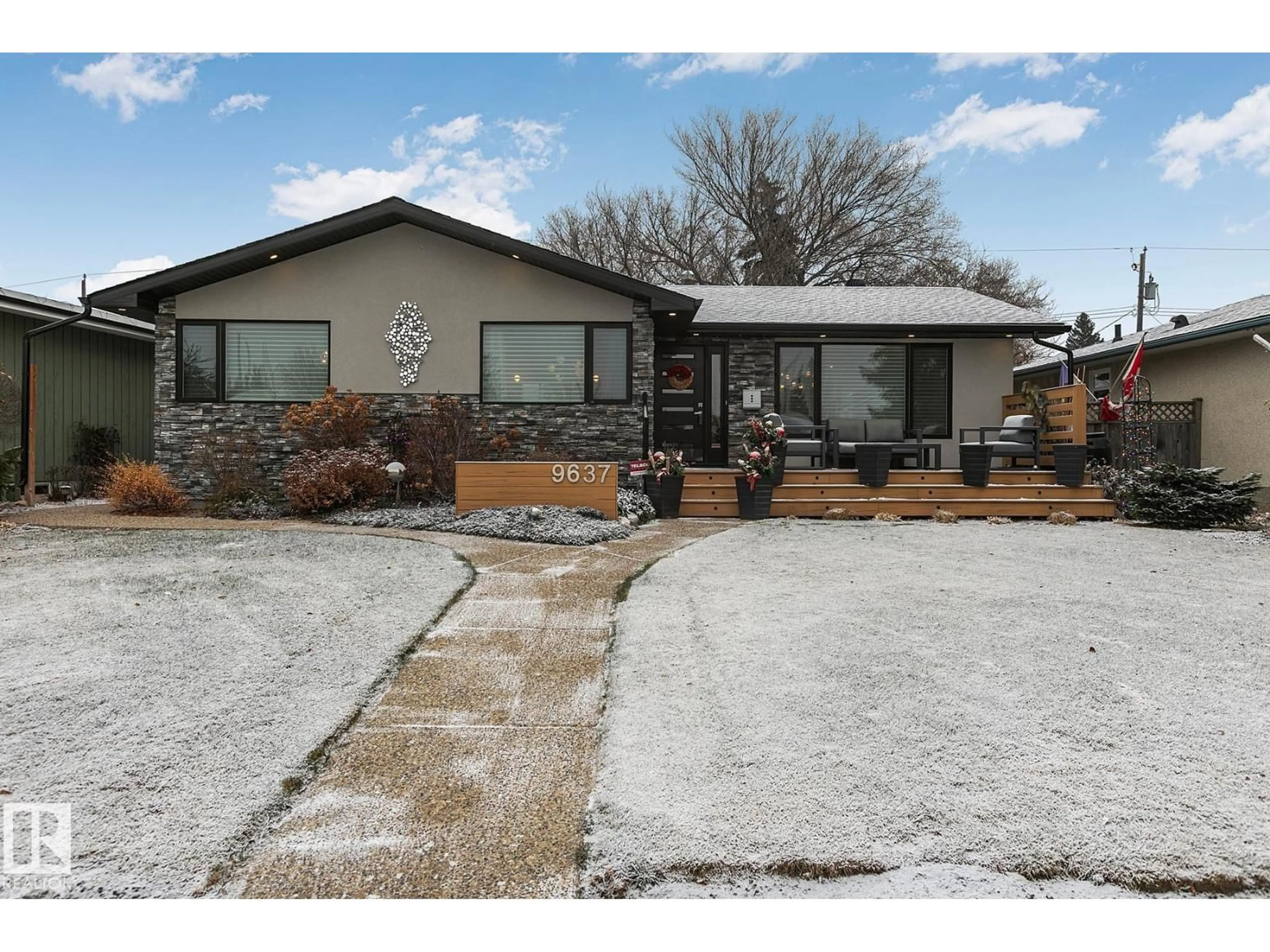 Home with vinyl exterior material, street for NW - 9637 68A ST, Edmonton Alberta T6B1V3