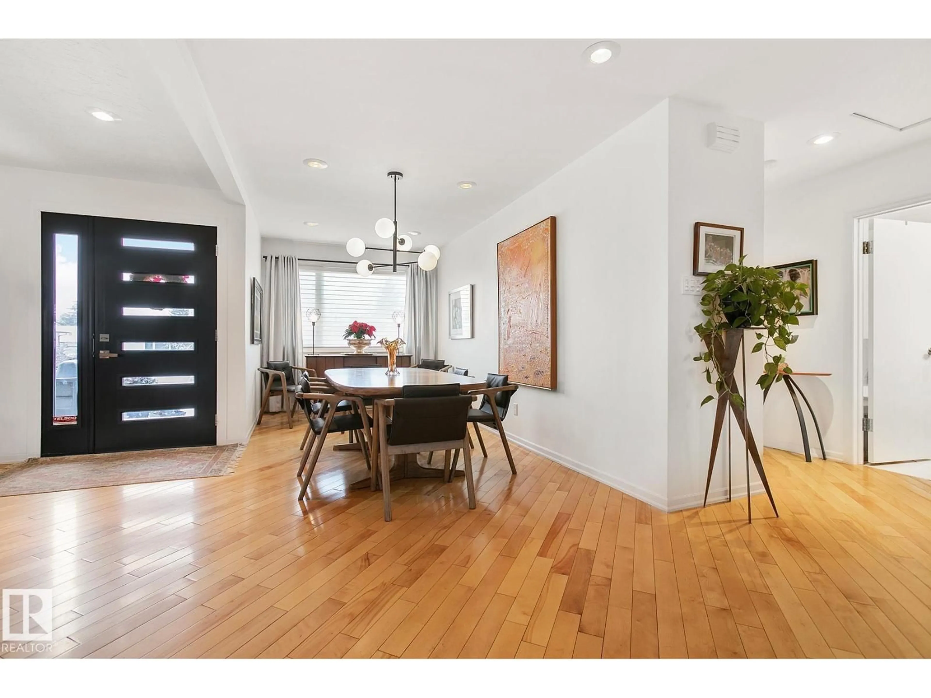 Unknown for NW - 9637 68A ST, Edmonton Alberta T6B1V3