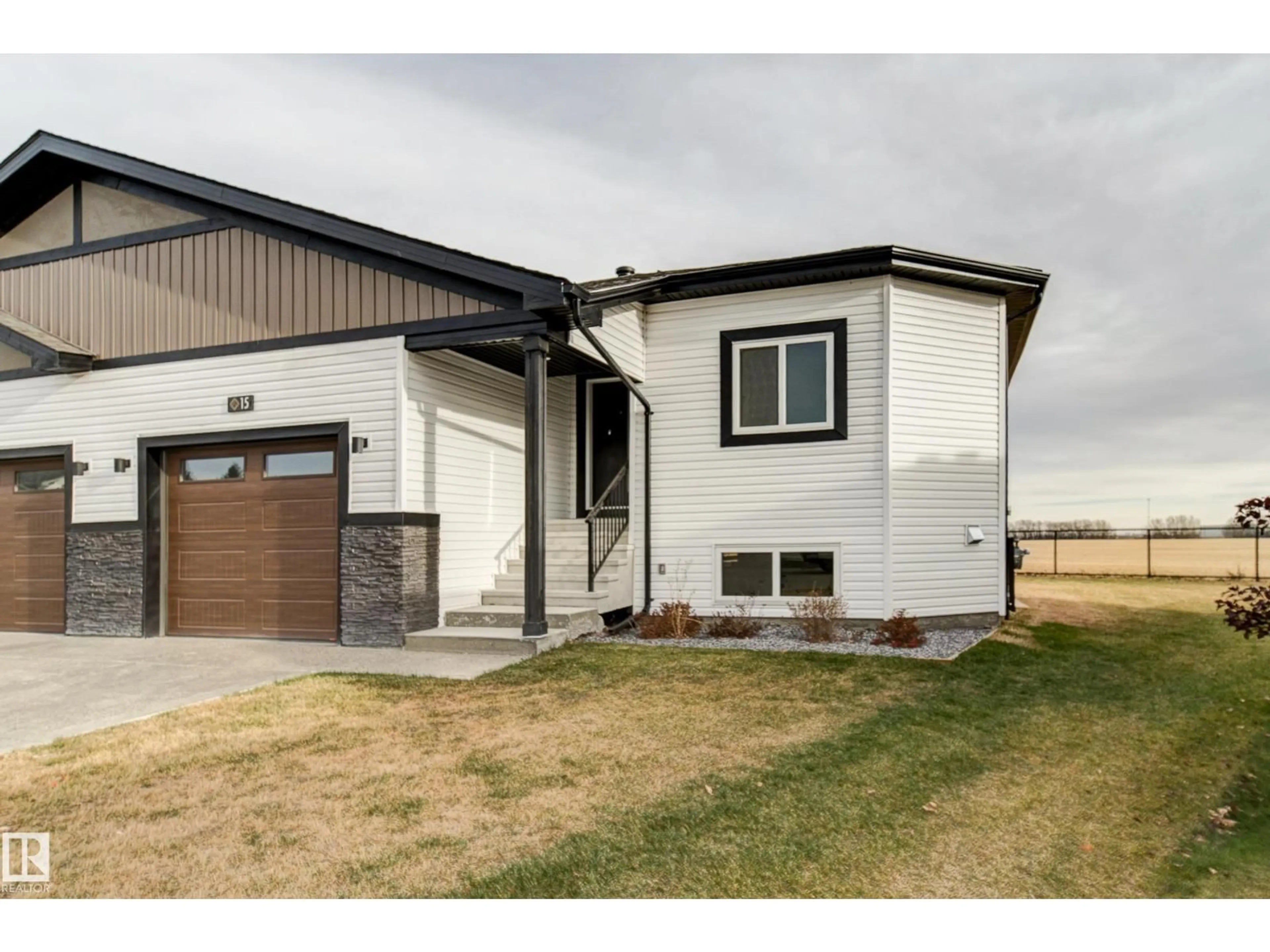 Unknown for 15 - 6519 46 ST, Wetaskiwin Alberta T9A1Y5