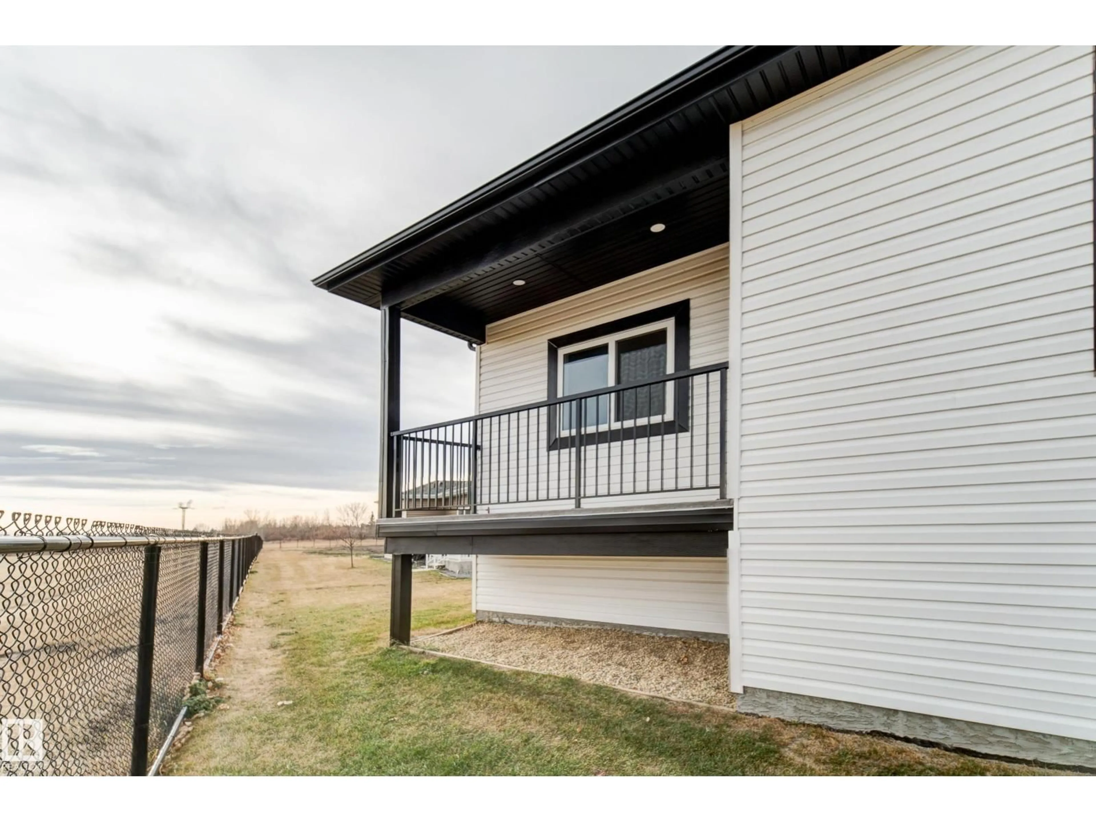 Home with vinyl exterior material, water/lake/river/ocean view for 15 - 6519 46 ST, Wetaskiwin Alberta T9A1Y5