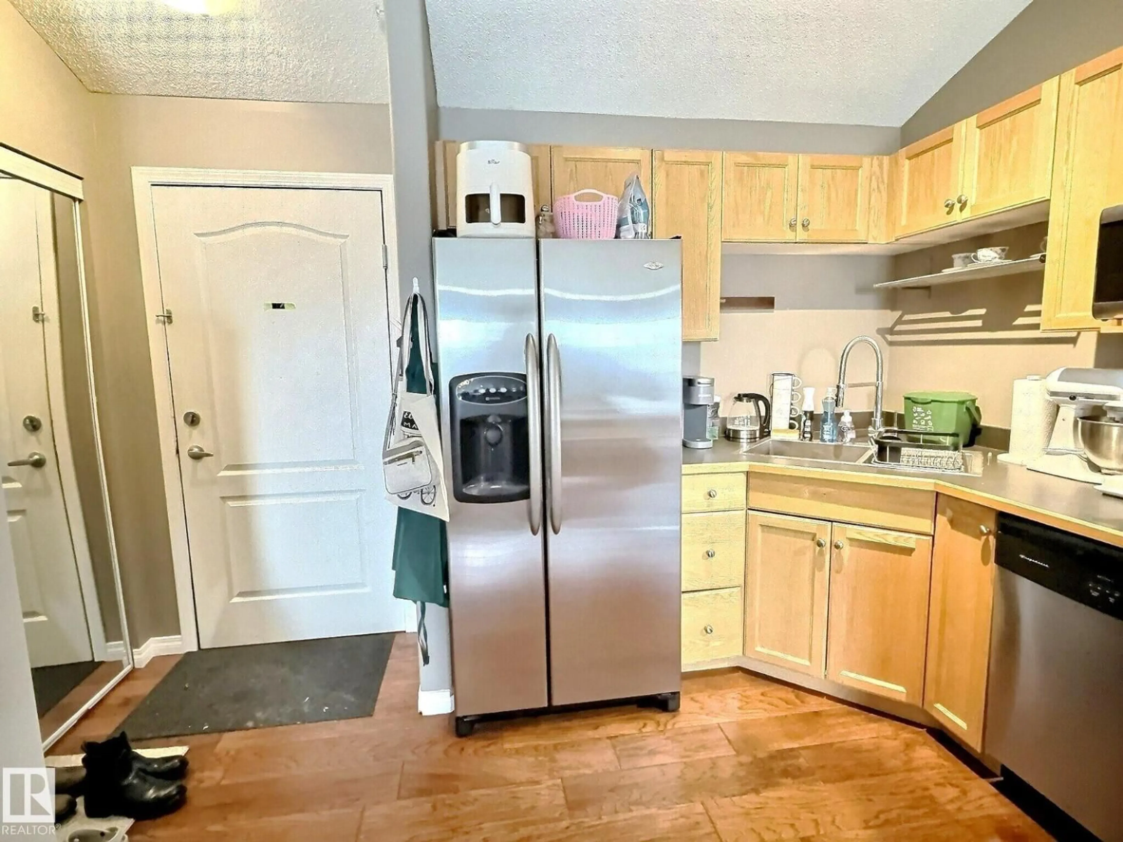 Standard kitchen, unknown for #318 - 9525 162 AV, Edmonton Alberta T5Z3V2
