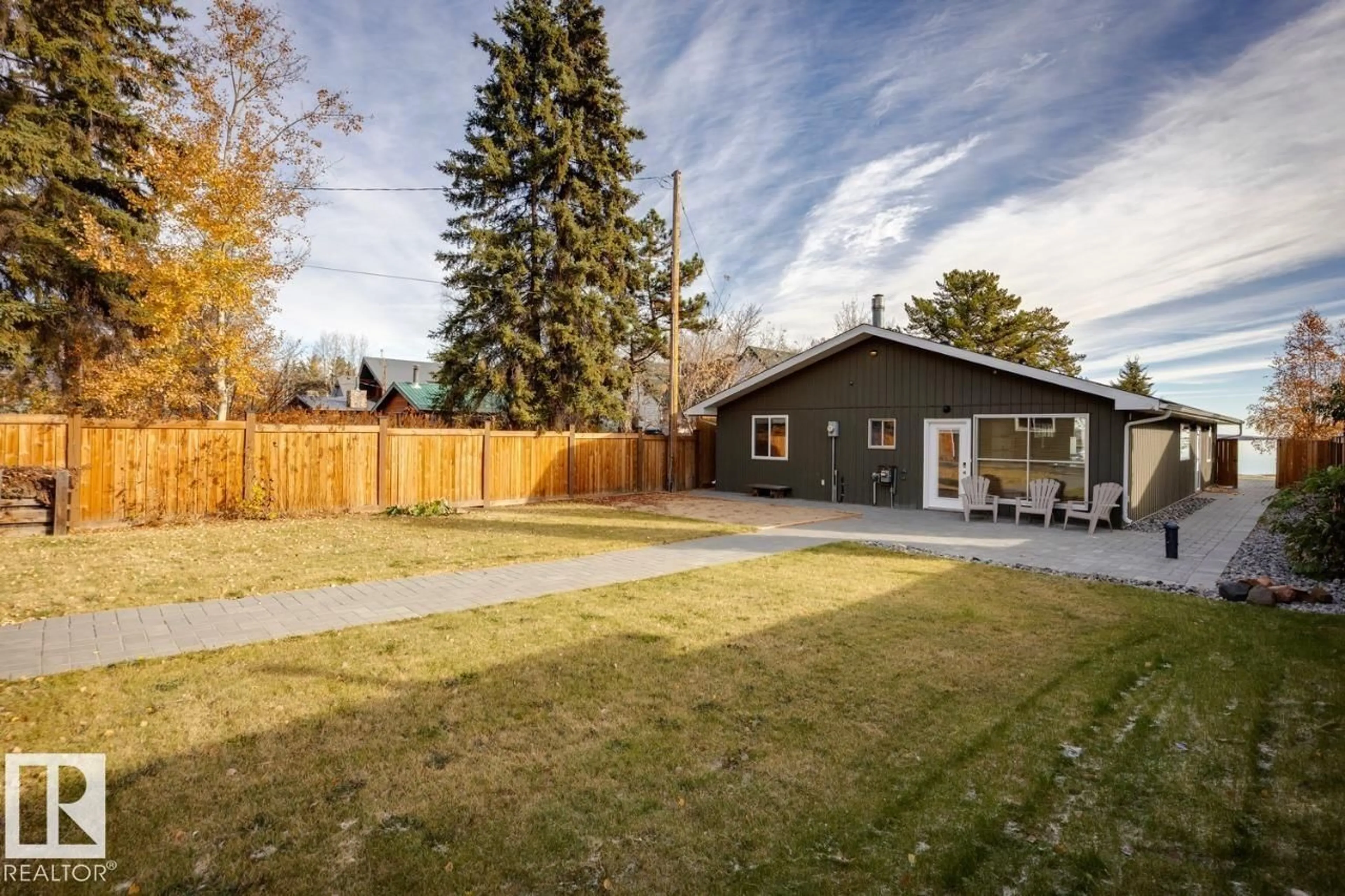 Unknown for 129 1 AV, Rural Parkland County Alberta T0E2B0