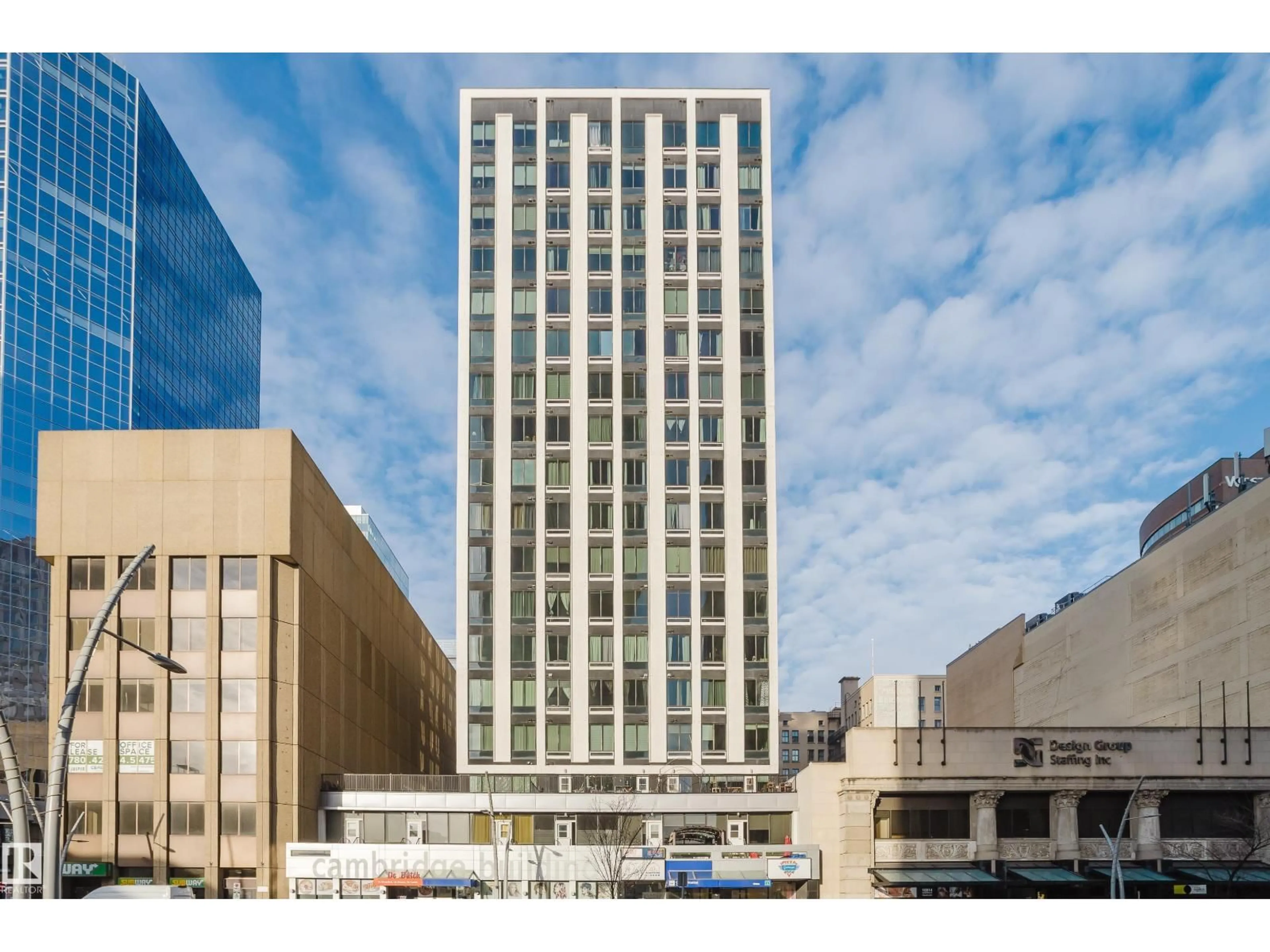 Indoor foyer for 10024 - 1611 JASPER AV, Edmonton Alberta T5J1R9