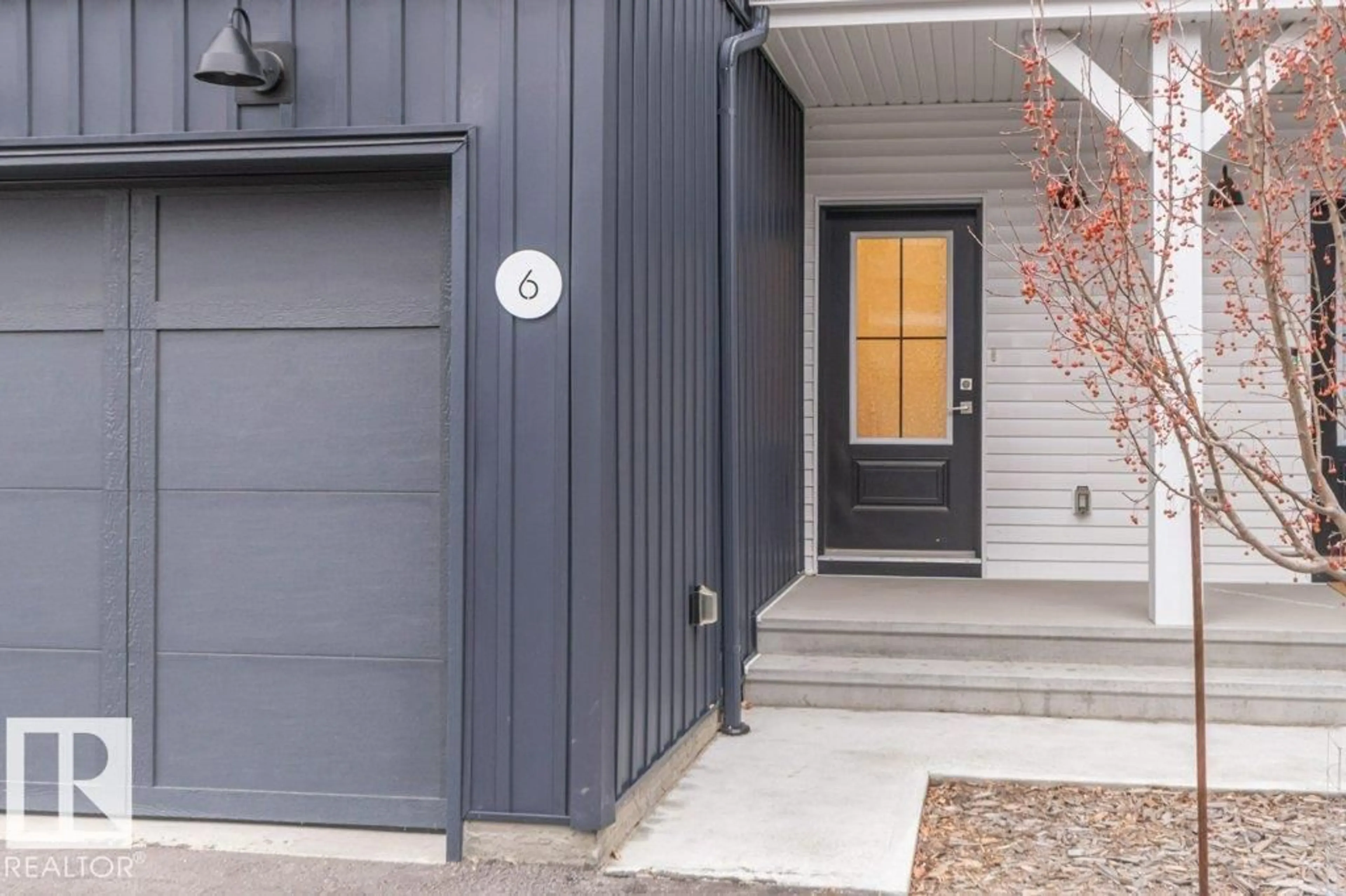 Indoor entryway for #6 - 1910 COLLIP VIEW SW, Edmonton Alberta T6W5H4