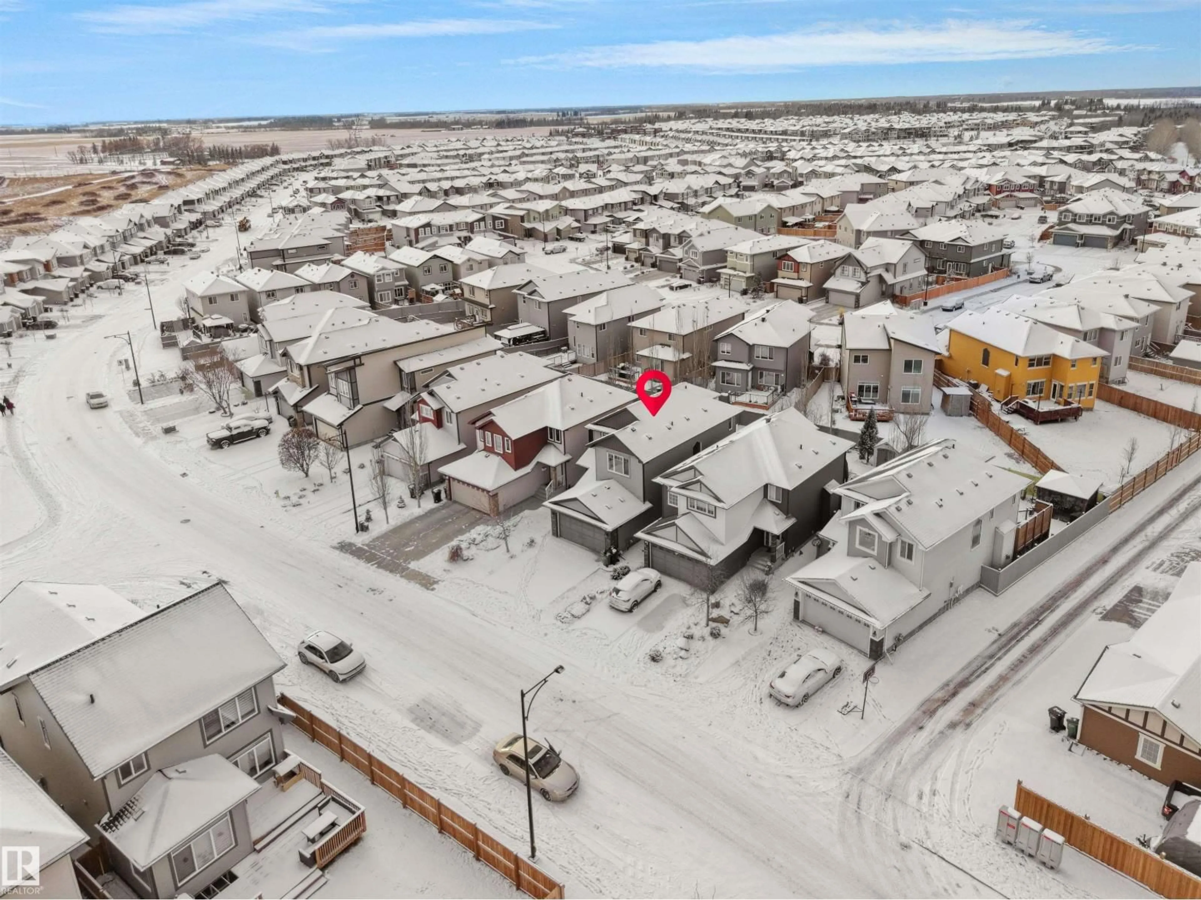 A pic from outside/outdoor area/front of a property/back of a property/a pic from drone, street for SW - 8716 CARSON WY, Edmonton Alberta T6W3K8