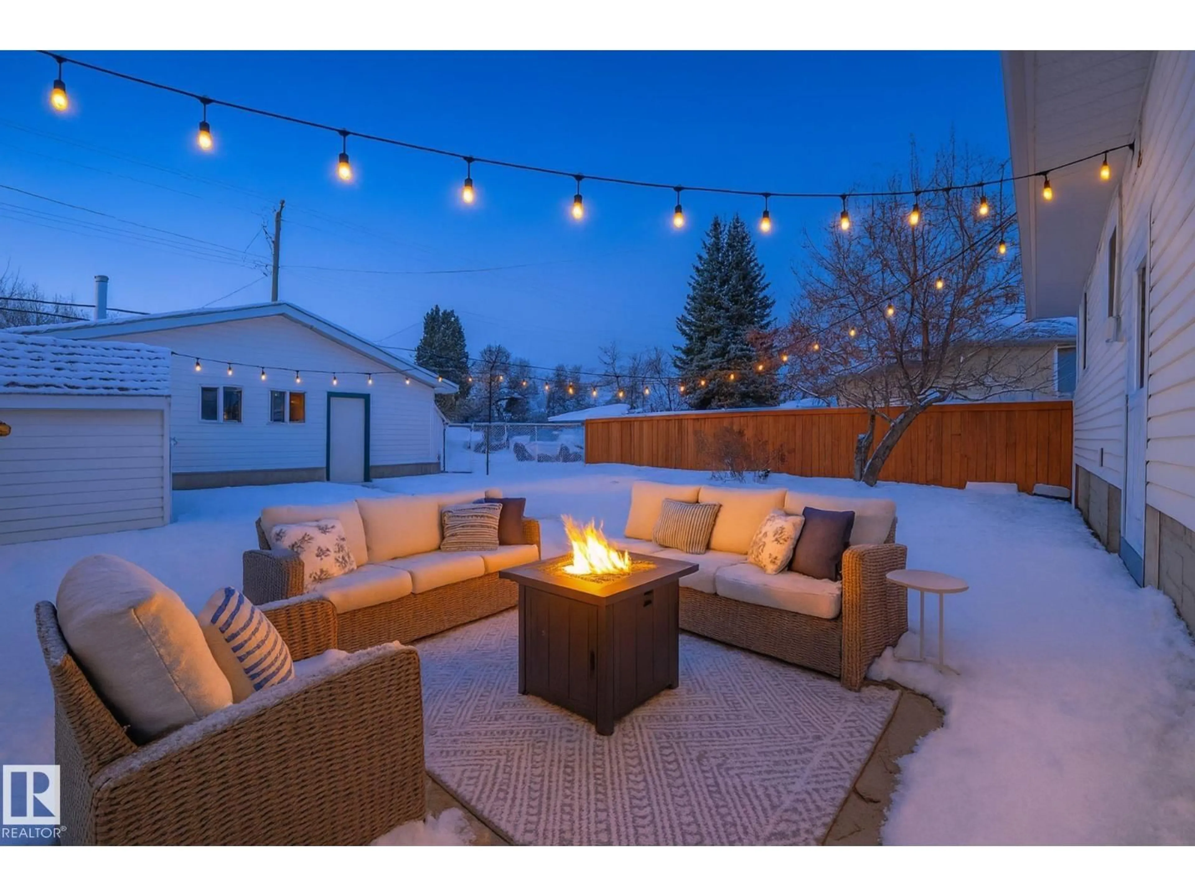 Patio, street for NW - 11423 127 ST, Edmonton Alberta T5M0V2