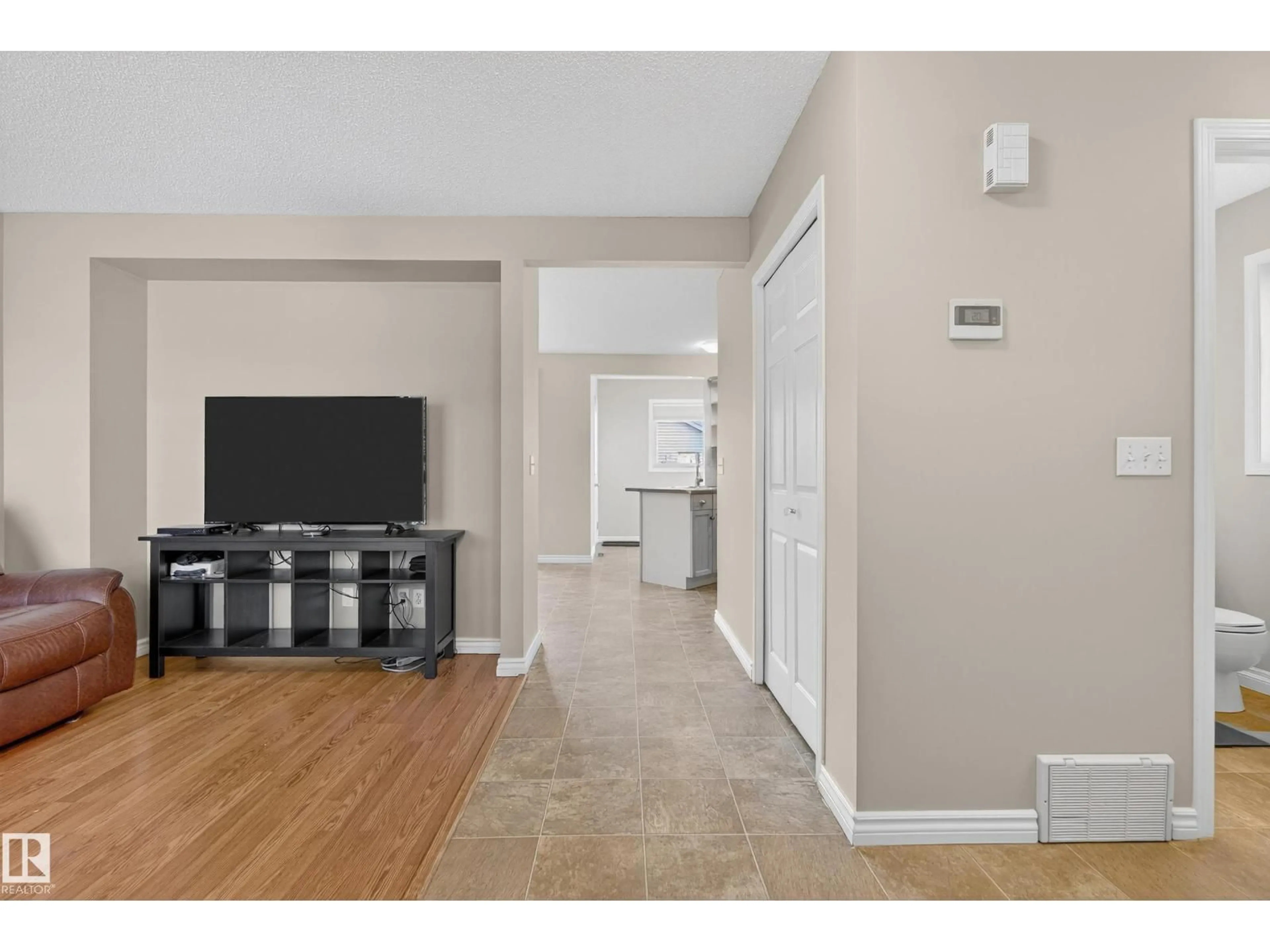 Unknown for 75 ERIE ST, Devon Alberta T9G2G3