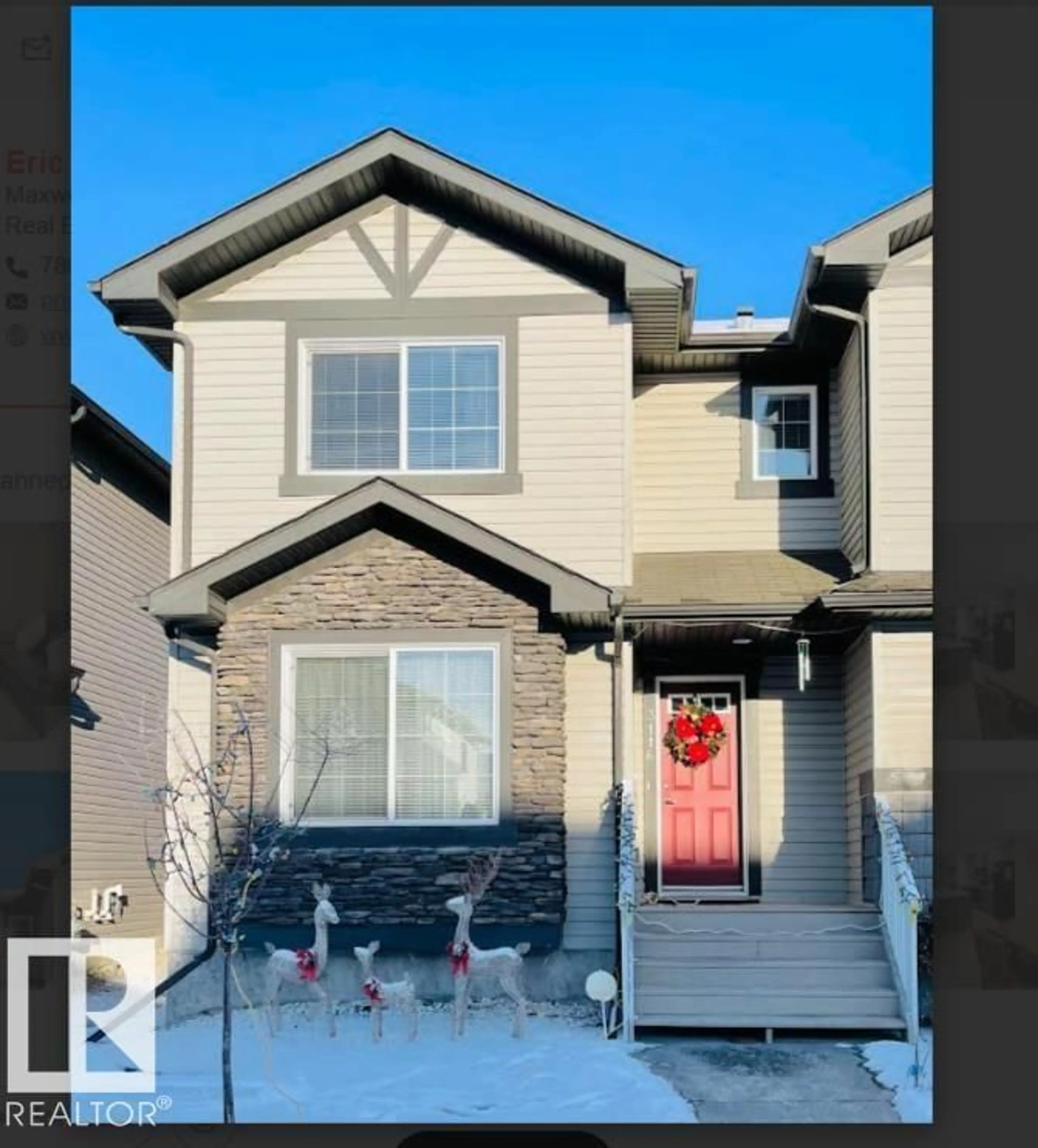 Home with vinyl exterior material, street for 3116 17 AV, Edmonton Alberta T6T0P7