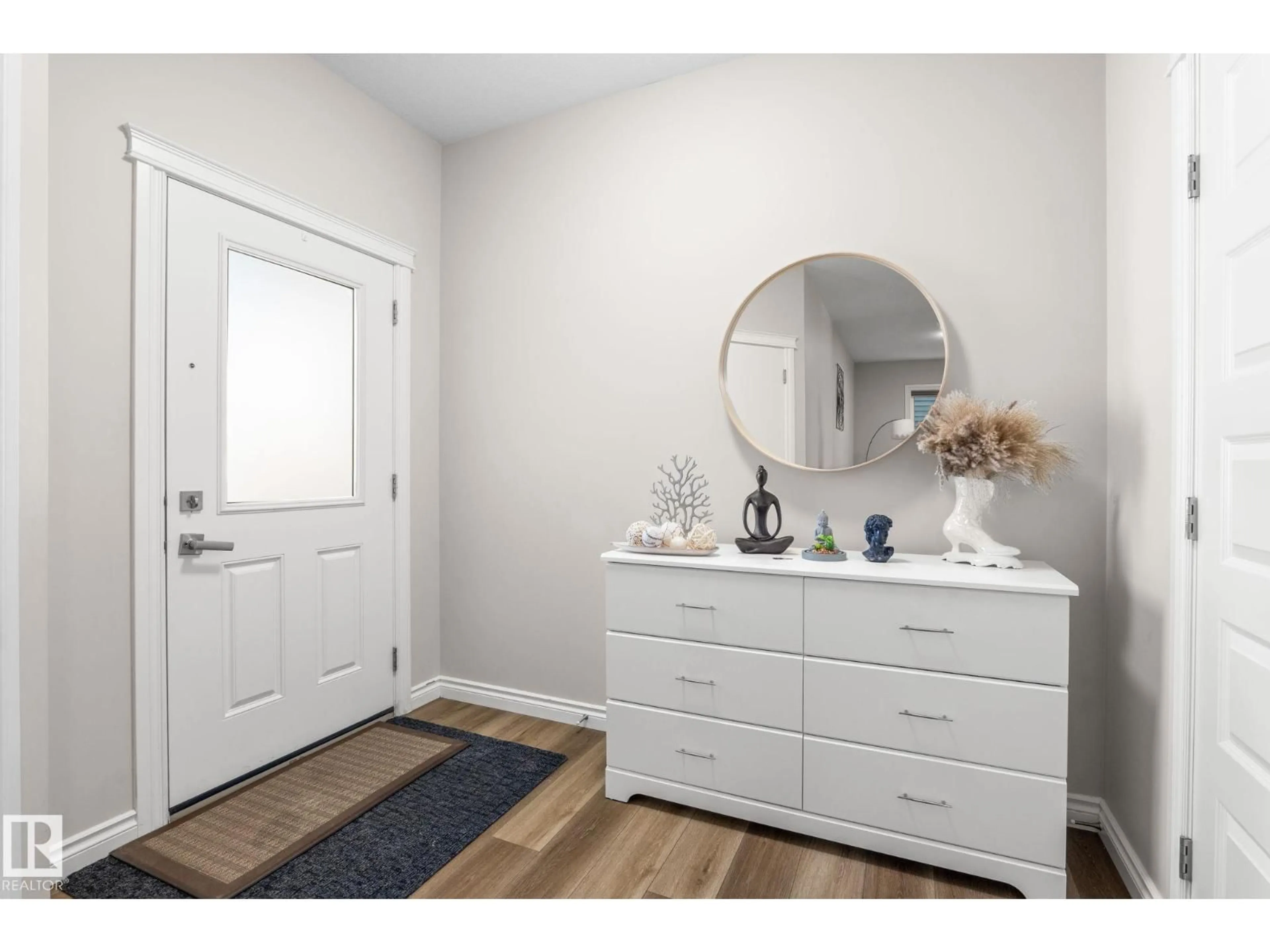 Indoor entryway for 73 REDSPUR DRIVE, St. Albert Alberta T8N7Y8