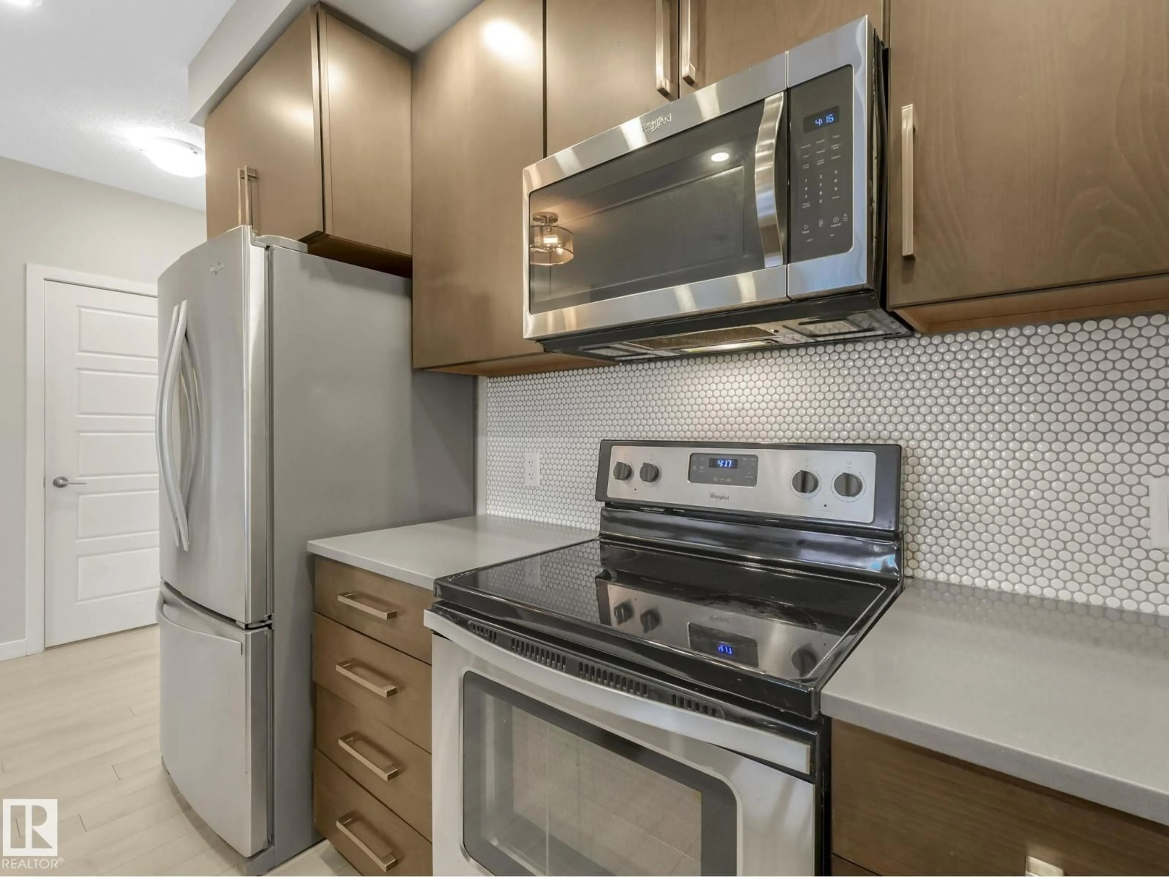 Standard kitchen, unknown for 231 - 1008 ROSENTHAL BV, Edmonton Alberta T5T7J4