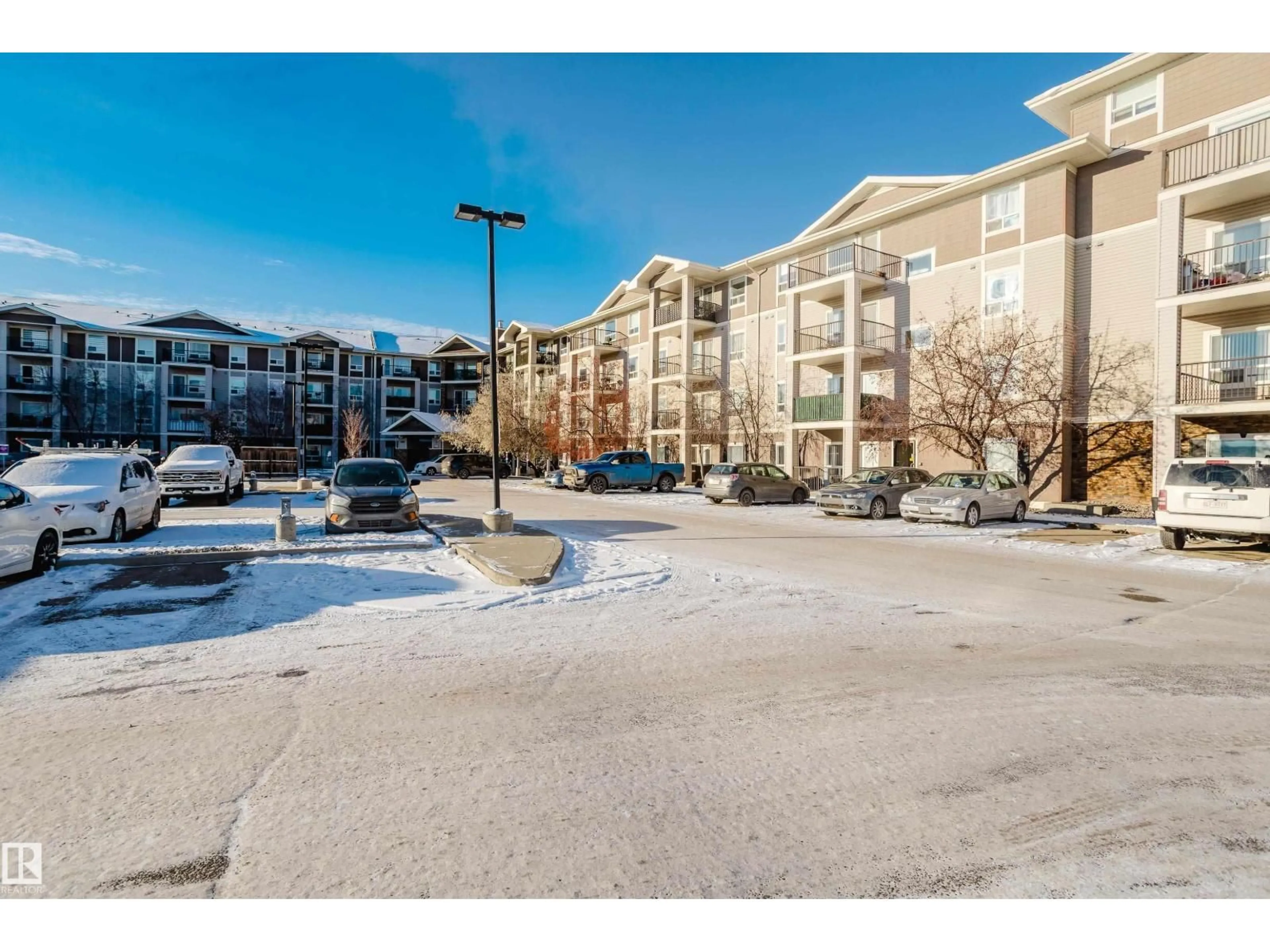 Unknown for 7327 - 7412 SOUTH TERWILLEGAR DR, Edmonton Alberta T6R0L8