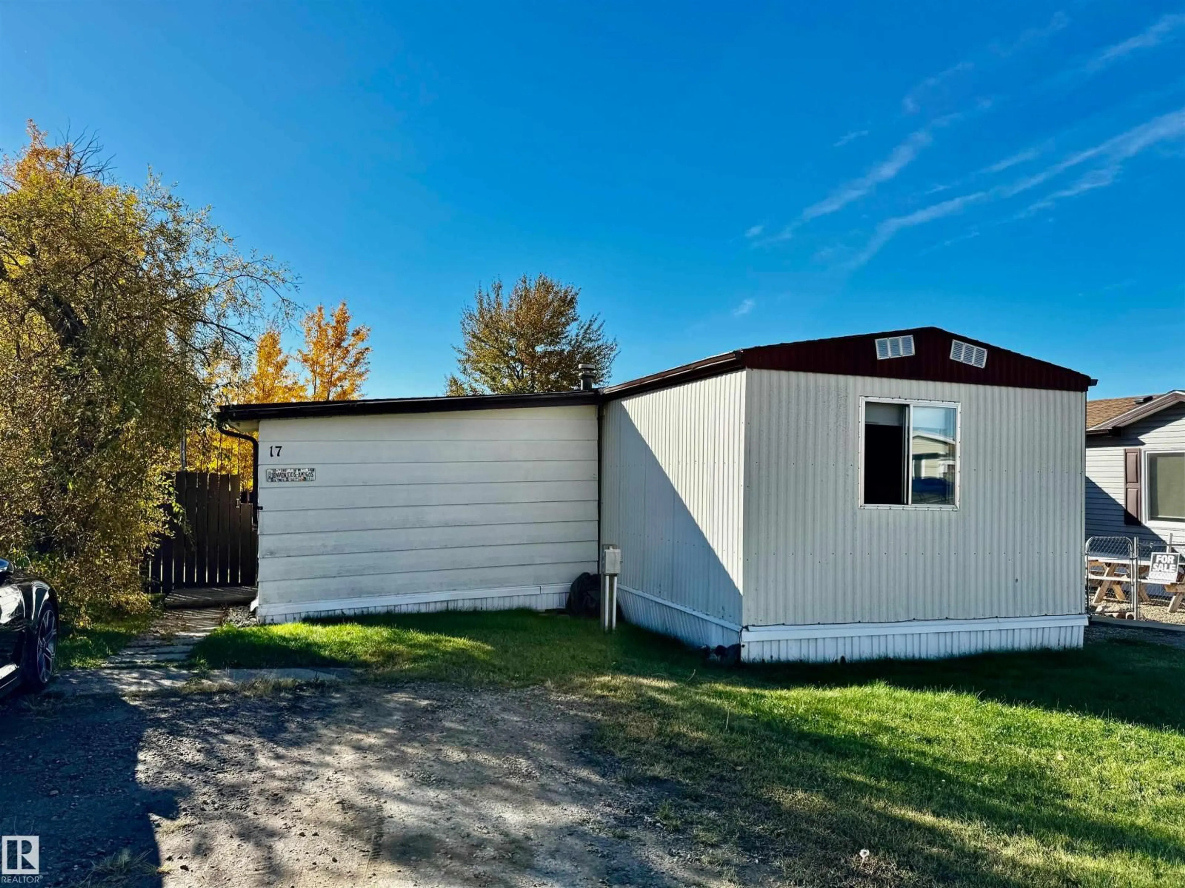 Shed for 17 - 2251 50 ST, Drayton Valley Alberta T7A1M7