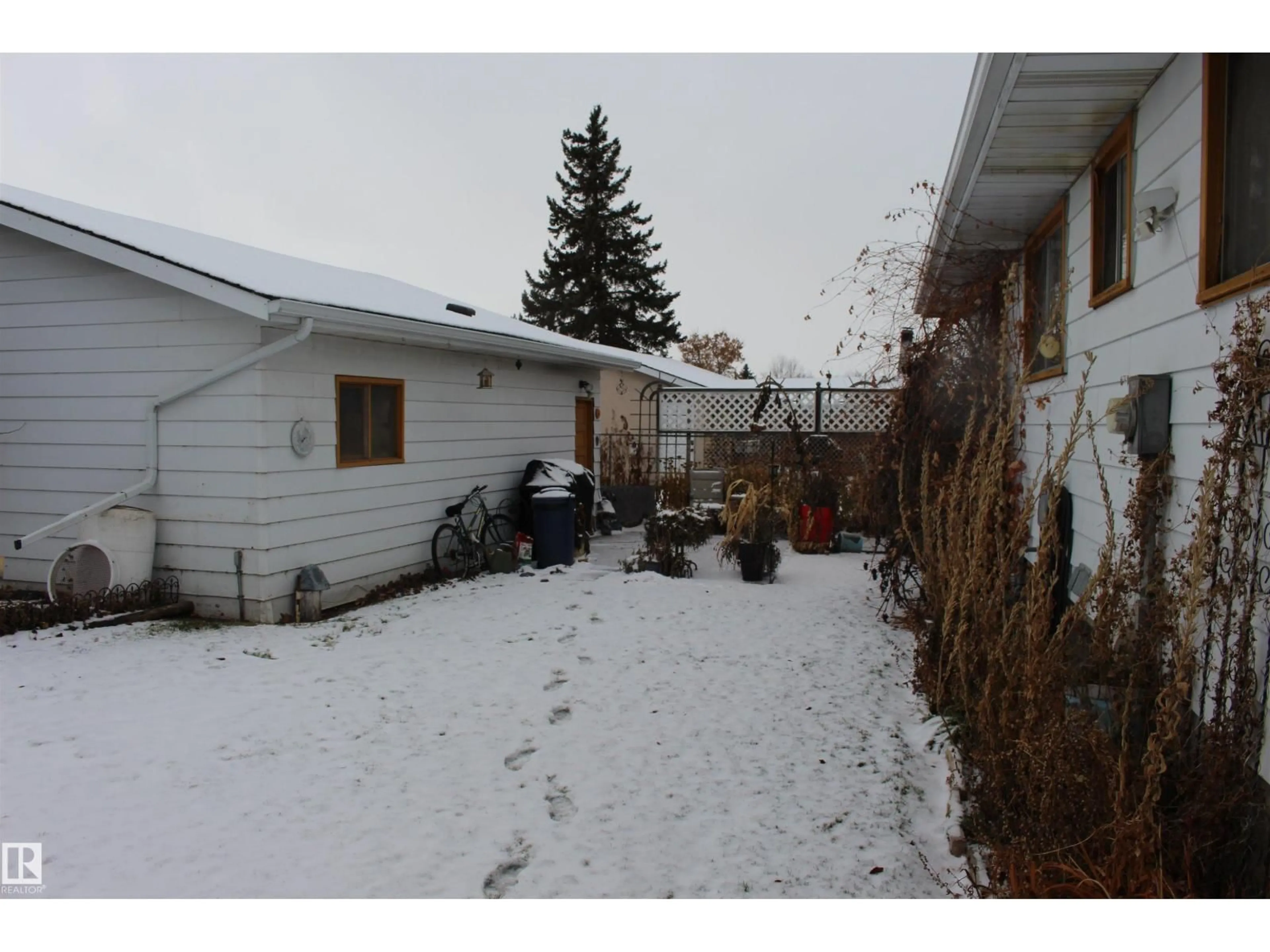 Unknown for 118 CORINTHIA DR, Leduc Alberta T9E4G9