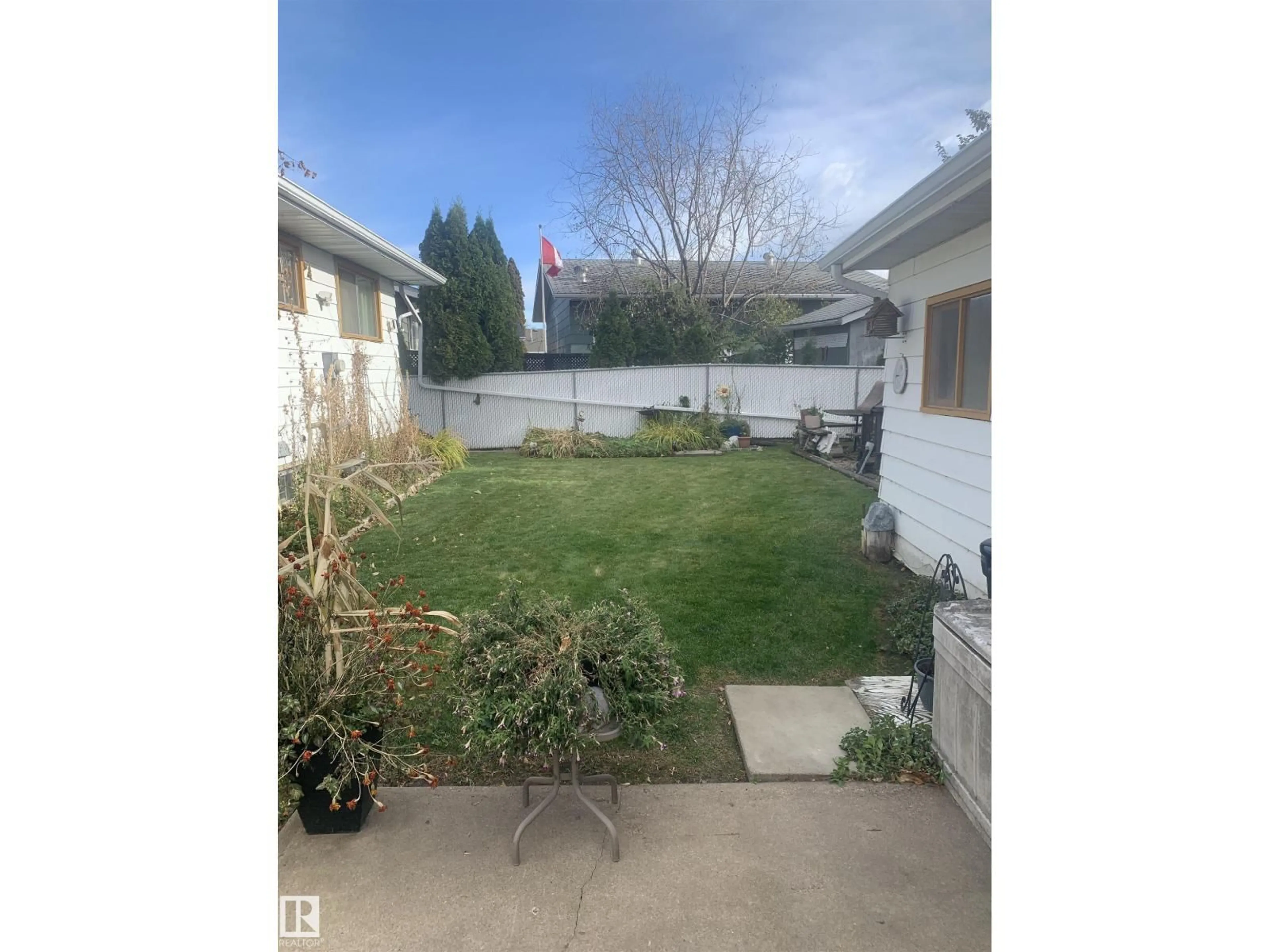 Patio, street for 118 CORINTHIA DR, Leduc Alberta T9E4G9