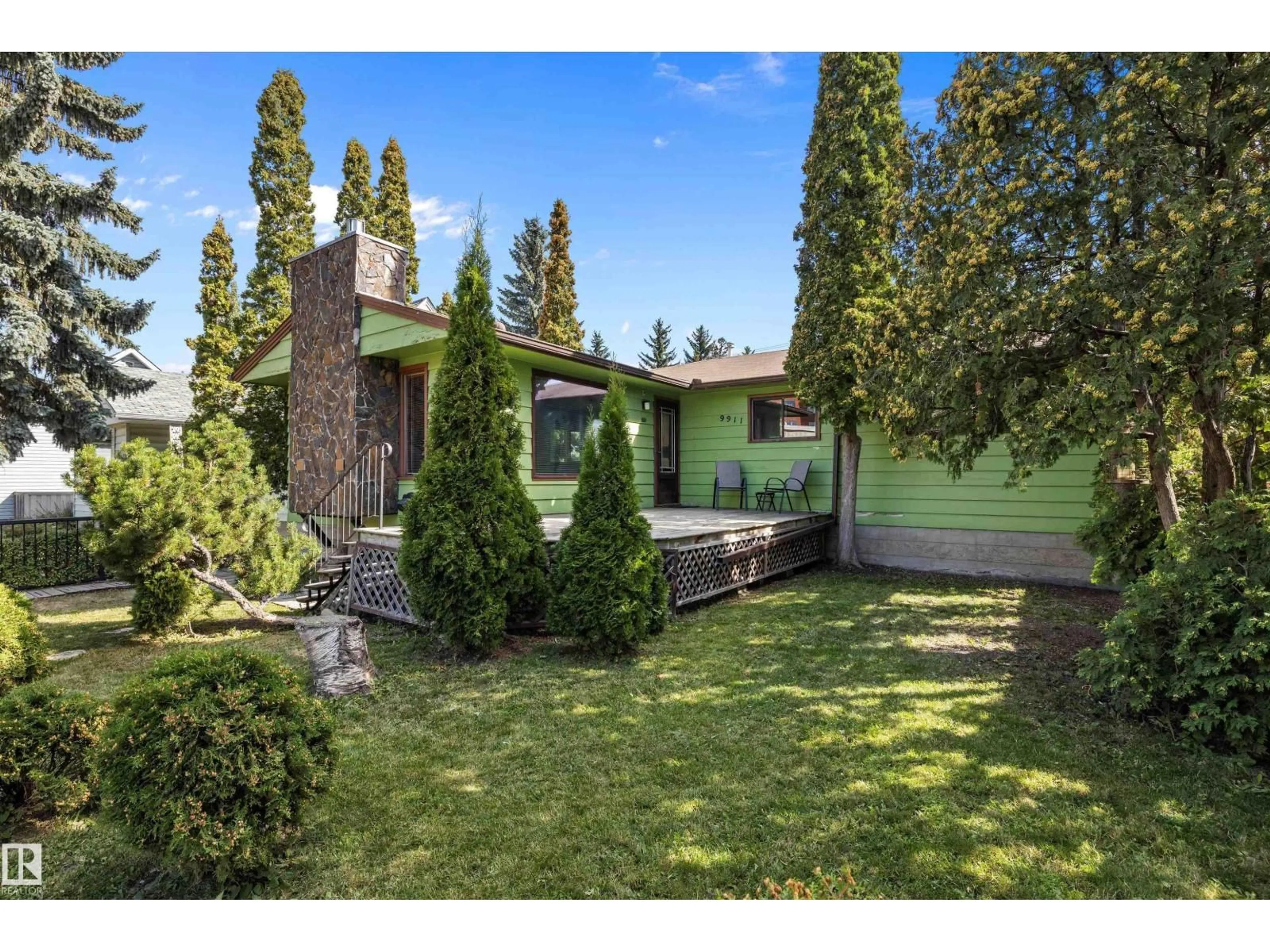 A pic from outside/outdoor area/front of a property/back of a property/a pic from drone, street for NW - 9911 149 ST, Edmonton Alberta T5P1K7