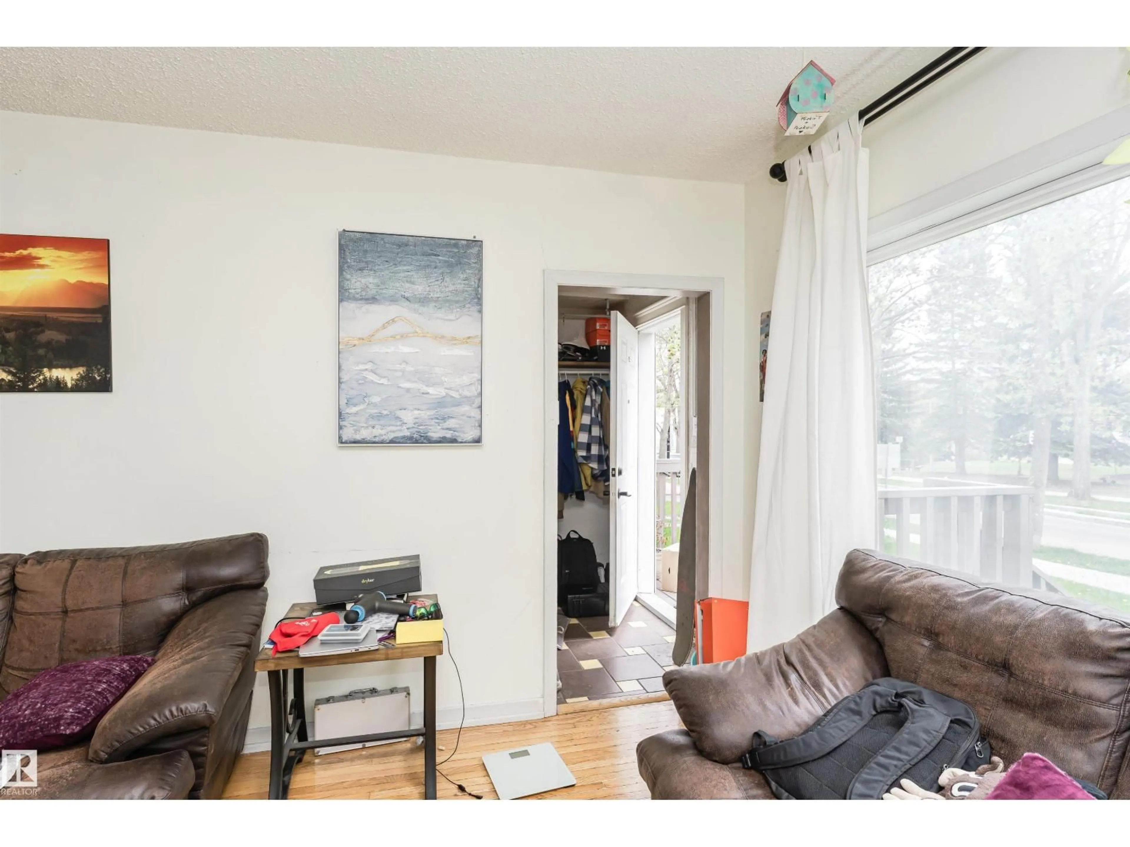 A pic of a room for 10922 84 AV, Edmonton Alberta T6G0V4