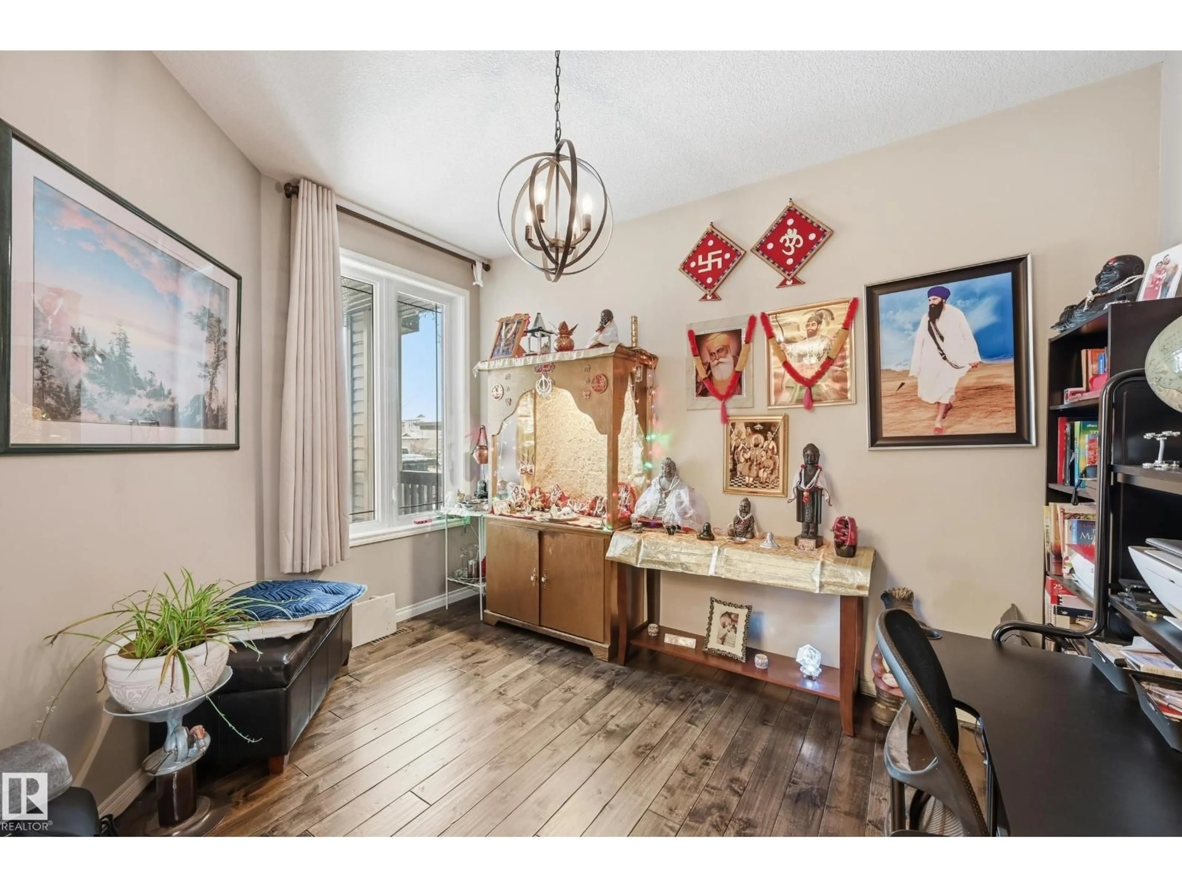 Unknown for 12410 171A AV, Edmonton Alberta T5X0E7