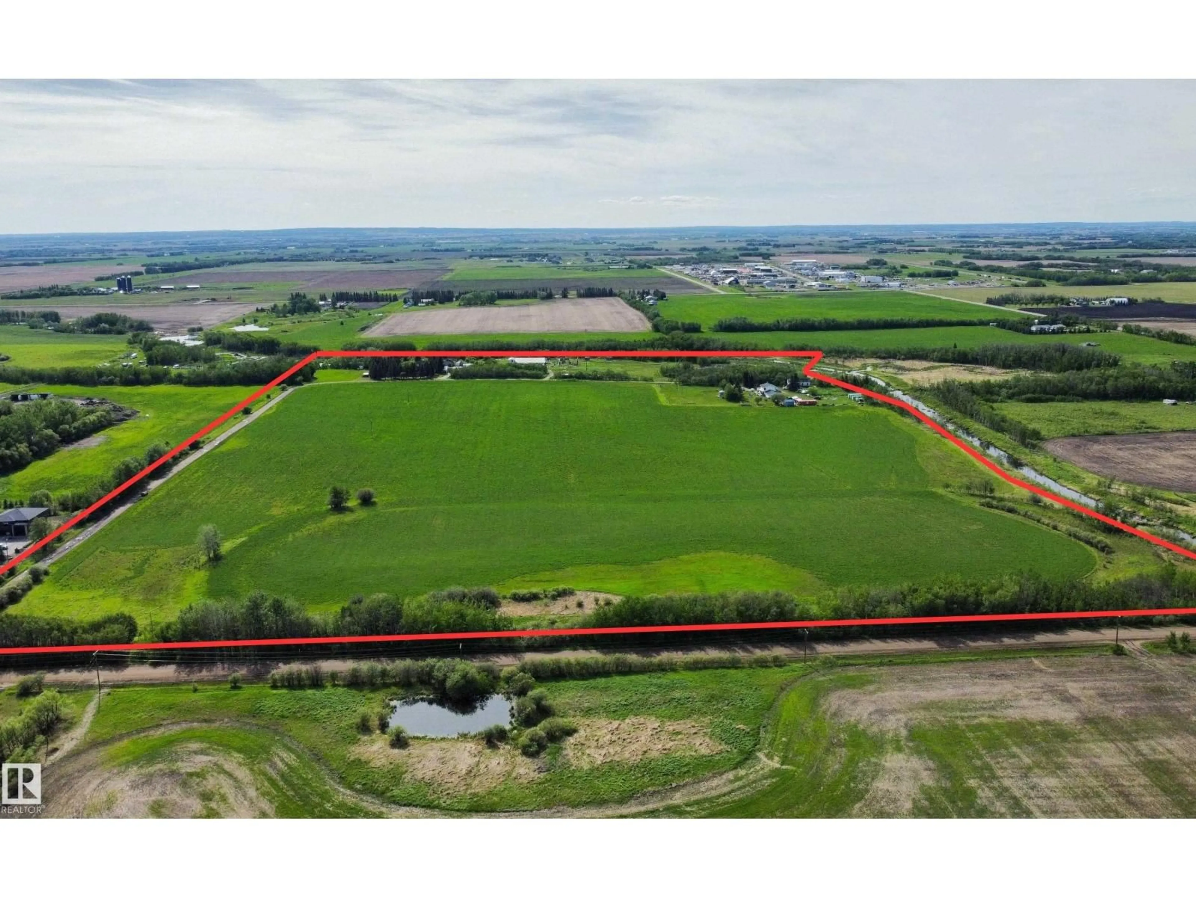 A pic from outside/outdoor area/front of a property/back of a property/a pic from drone, building for 54318 RGE RD 255, St. Albert Alberta T8T0T8