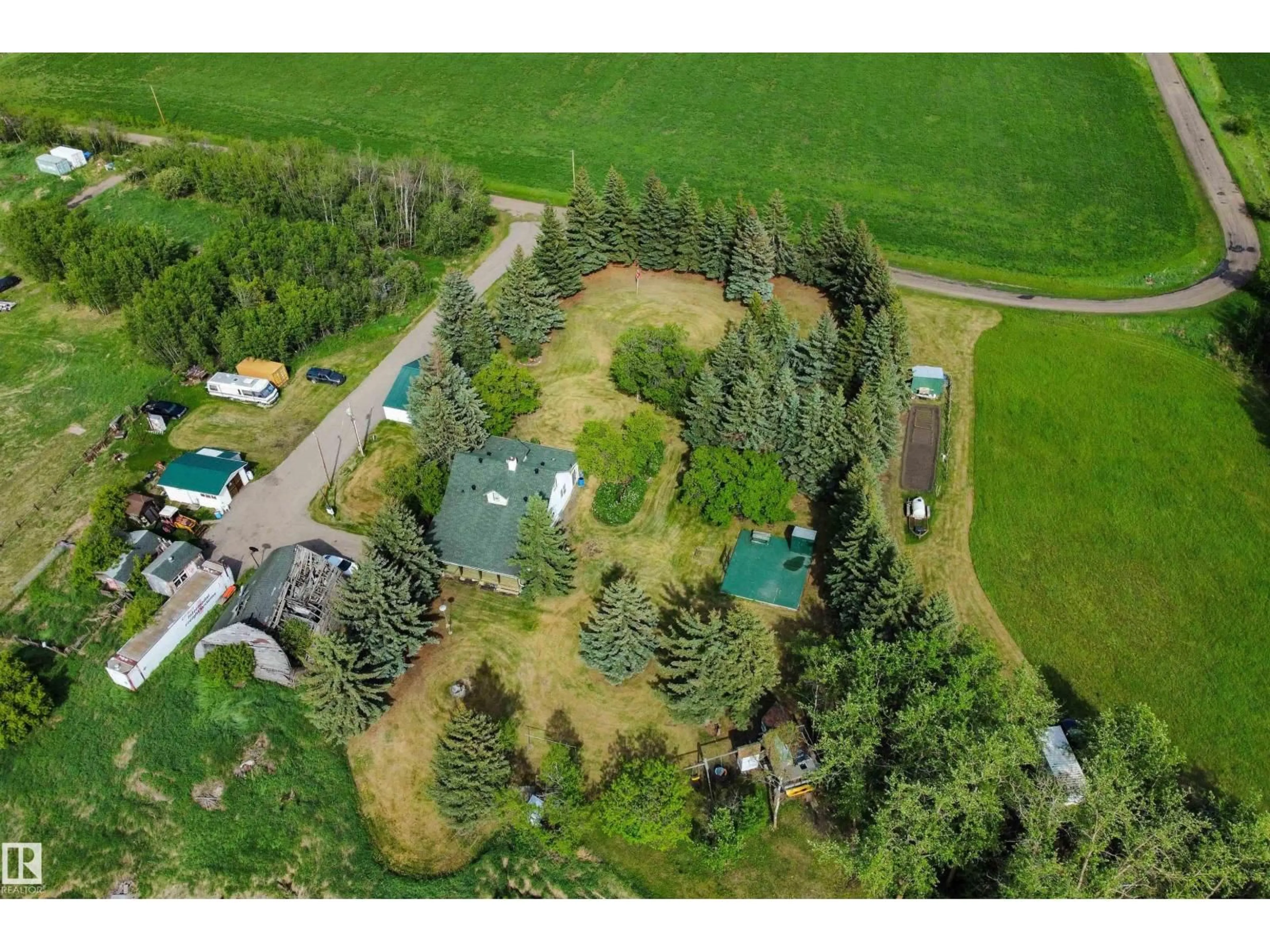 A pic from outside/outdoor area/front of a property/back of a property/a pic from drone, unknown for 54318 RGE RD 255, St. Albert Alberta T8T0T8