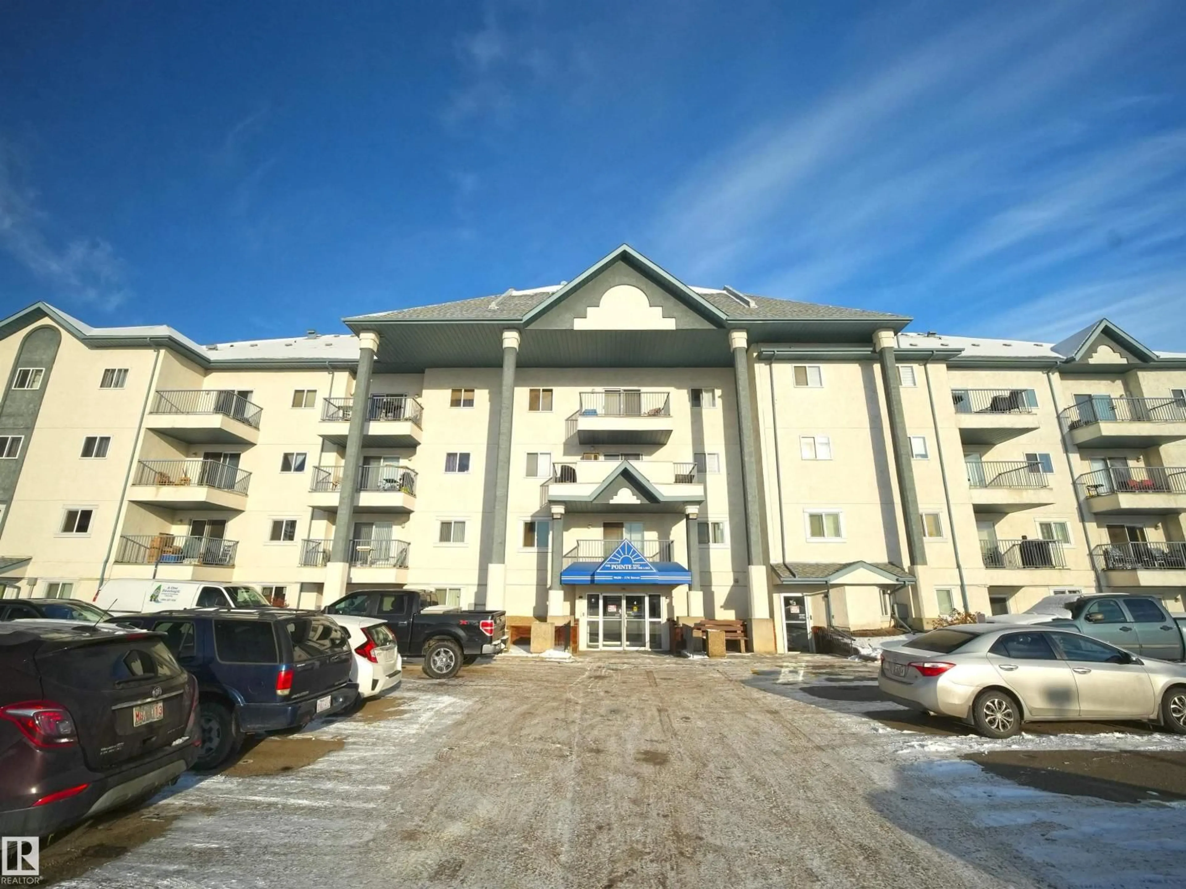 Indoor foyer for #303 - 9620 174 ST NW, Edmonton Alberta T5T6B9