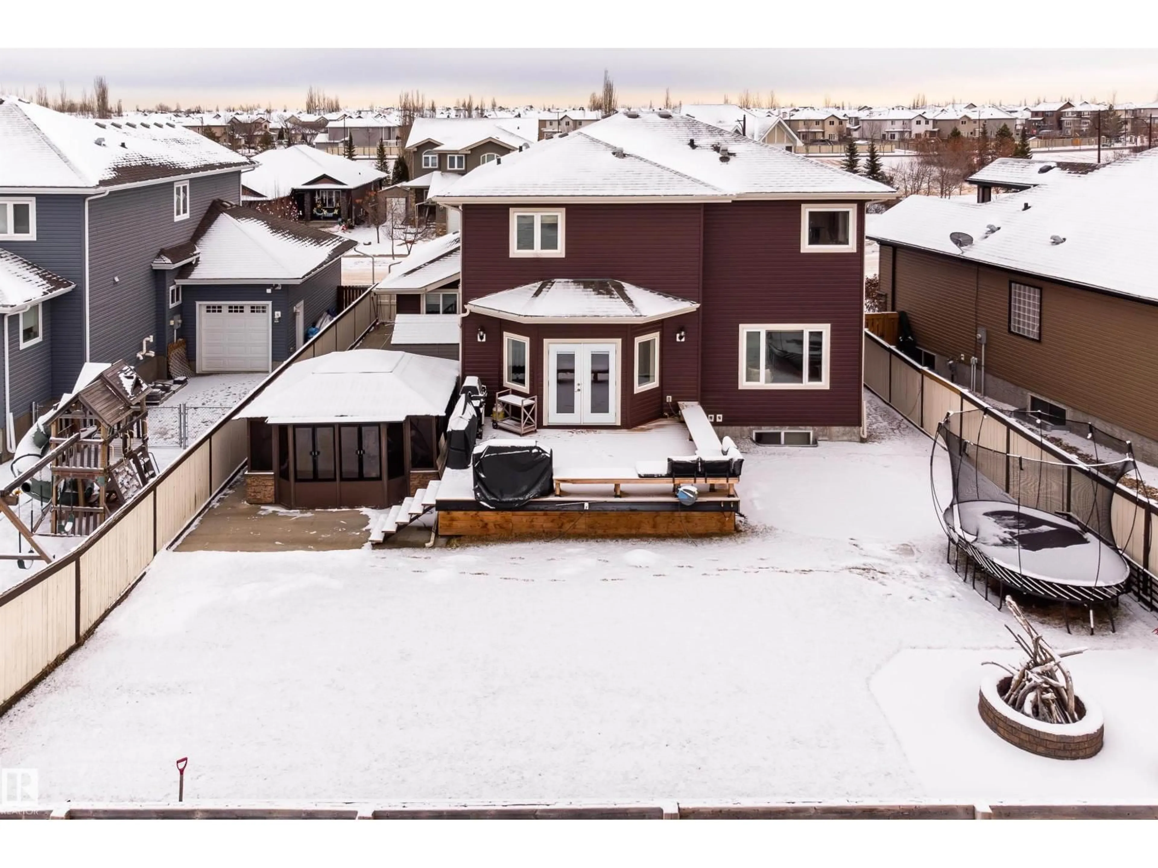 A pic from outside/outdoor area/front of a property/back of a property/a pic from drone, street for 22 VALE TC, Fort Saskatchewan Alberta T8L0B1