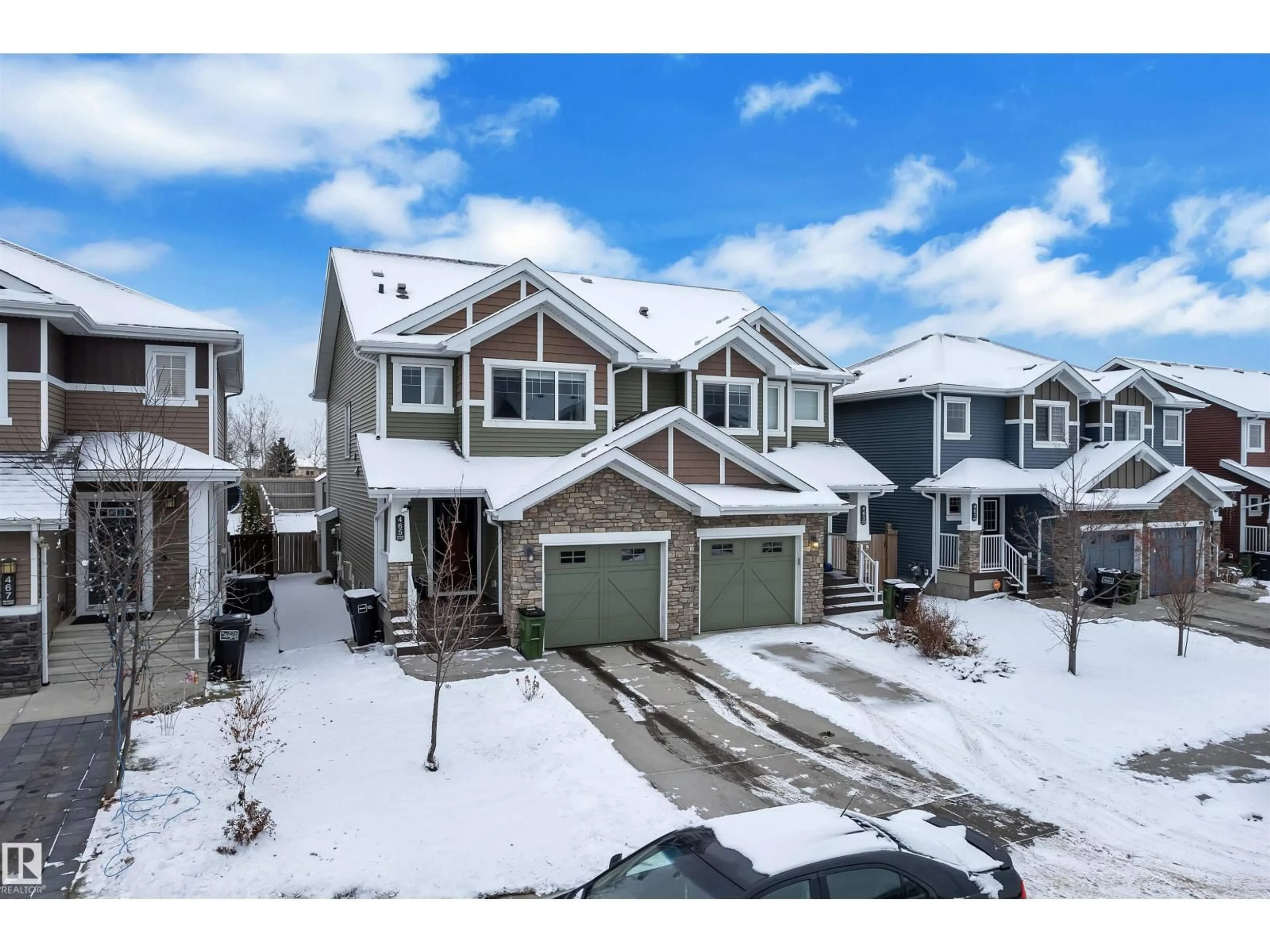 A pic from outside/outdoor area/front of a property/back of a property/a pic from drone, street for 465 EBBERS WY, Edmonton Alberta T5Y3T7