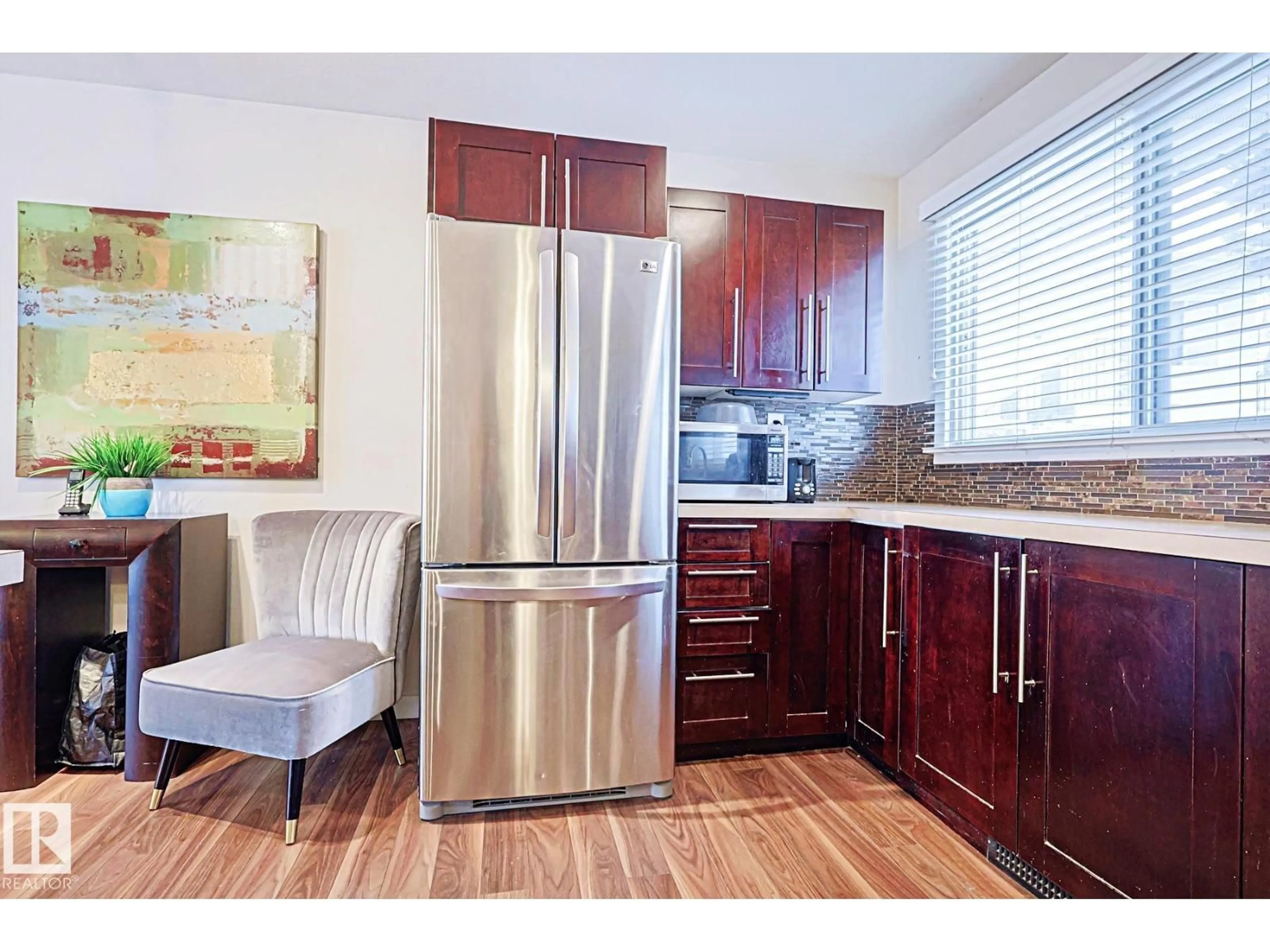 Unknown for 5518 11A AV, Edmonton Alberta T6L2A9