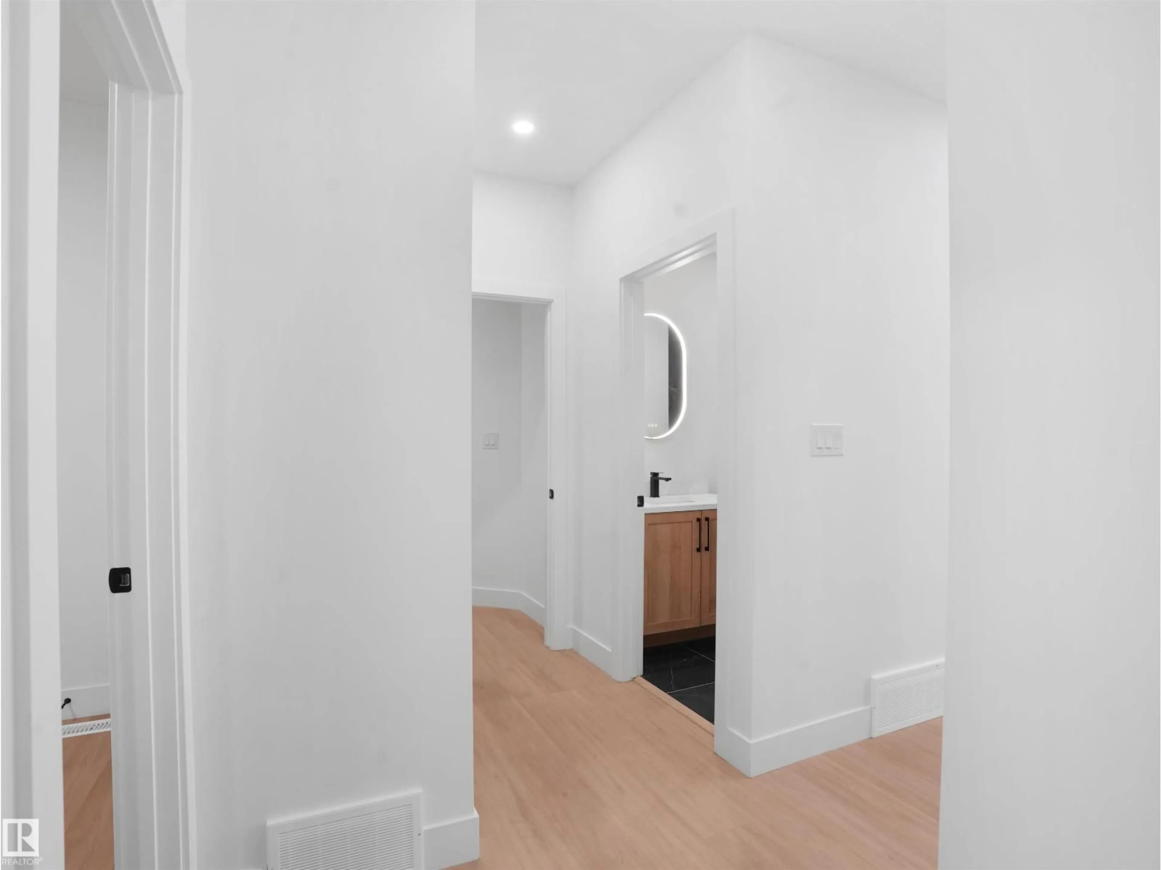 Unknown for 6009 NADEN LANDING LD, Edmonton Alberta T5E6X6