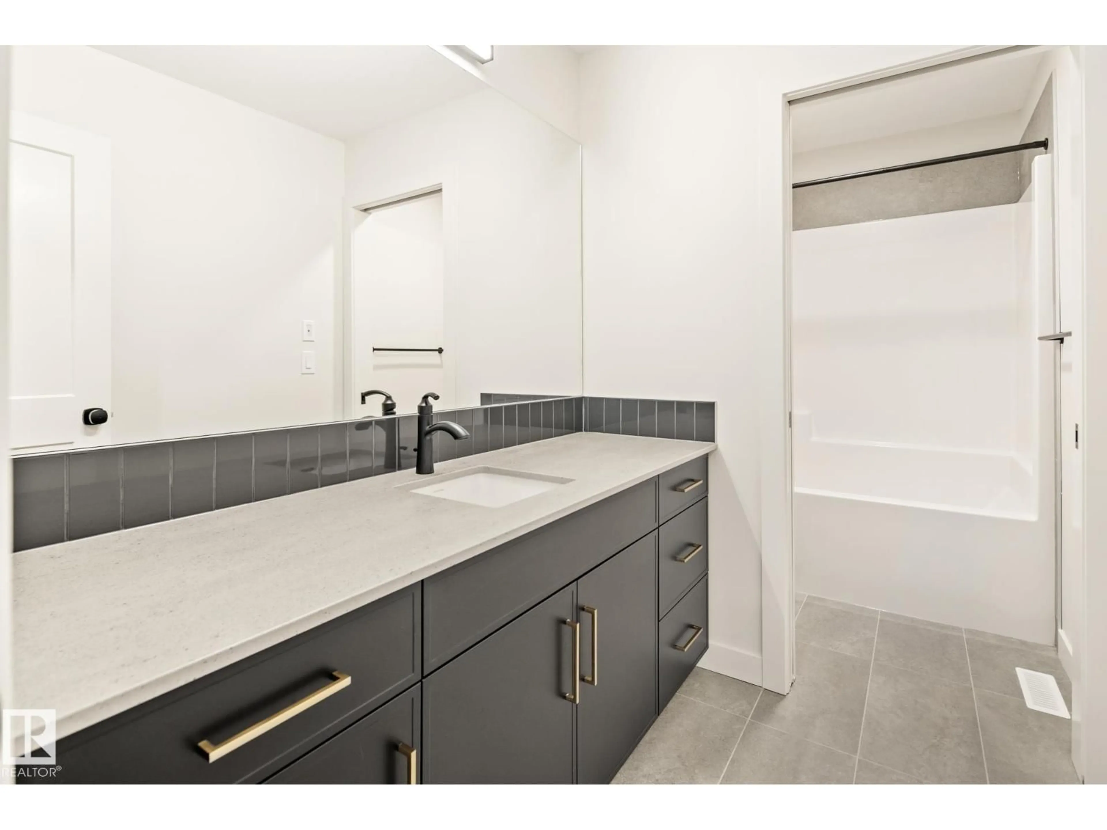 Unknown for 10 PRESCOTT BV, Spruce Grove Alberta T7X0R5