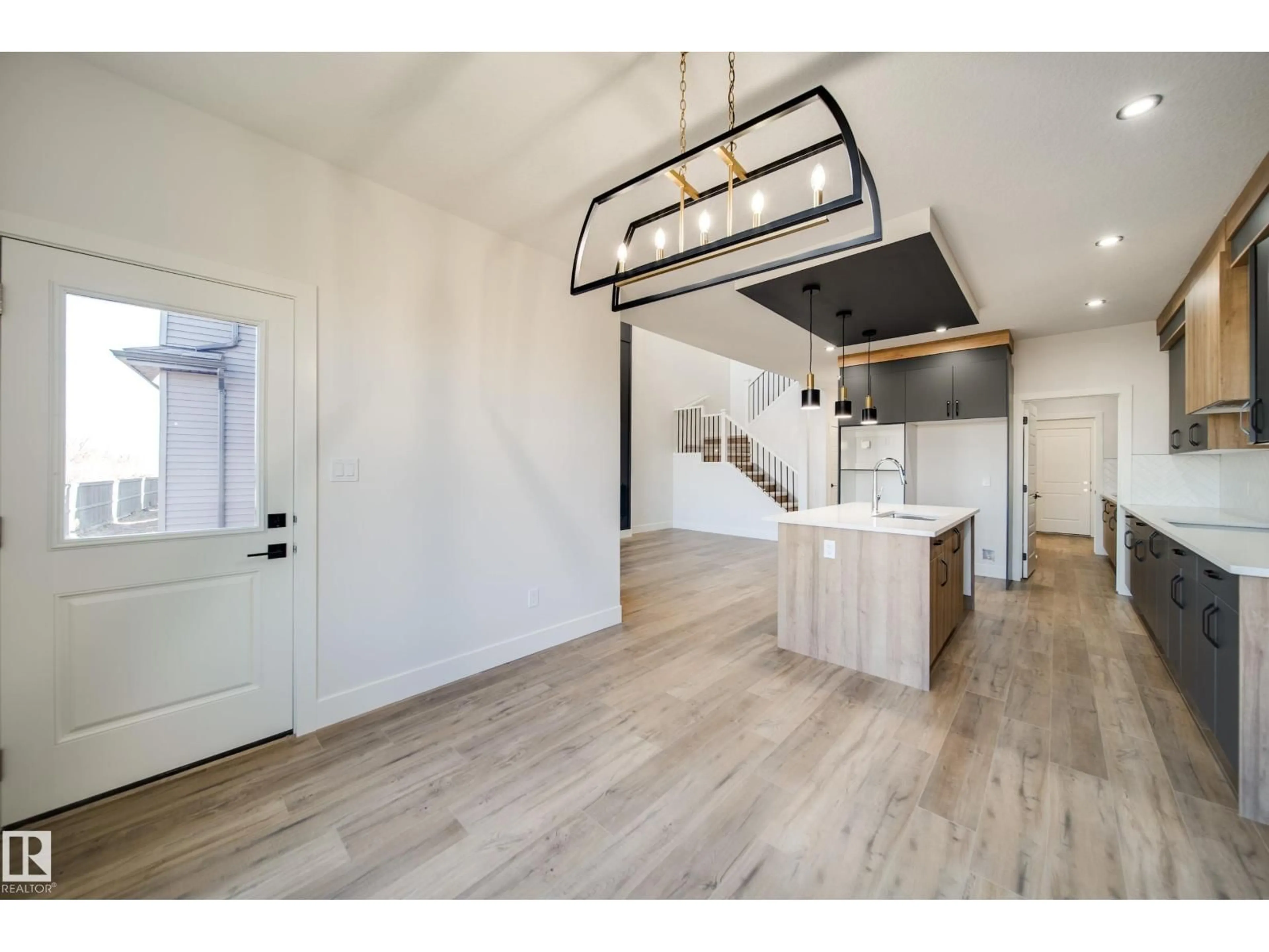 Open concept kitchen, unknown for 49 NORWYK WY, Spruce Grove Alberta T7X4E9