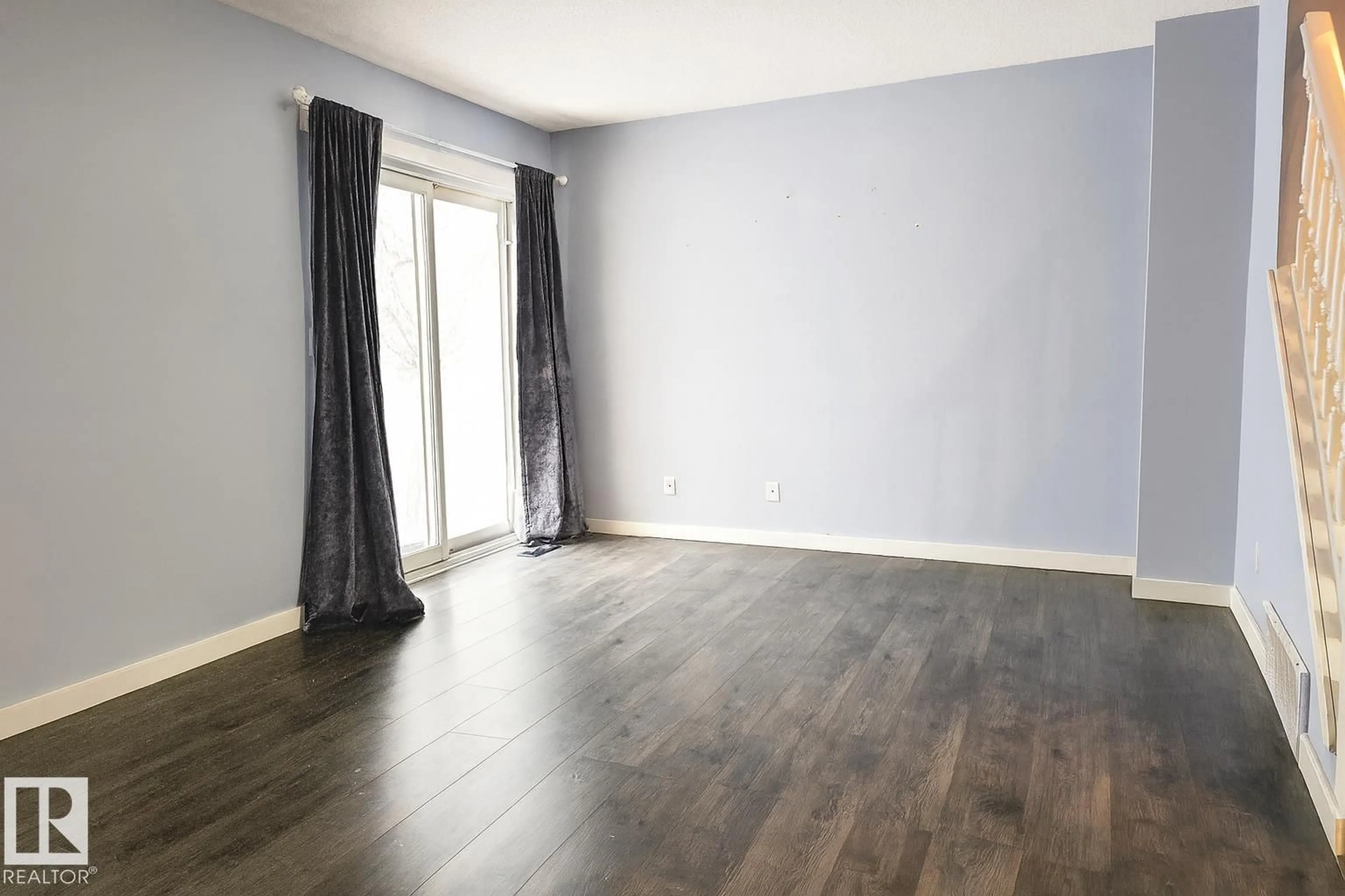A pic of a room for #2 - 10205 158 AV, Edmonton Alberta T5X5E5