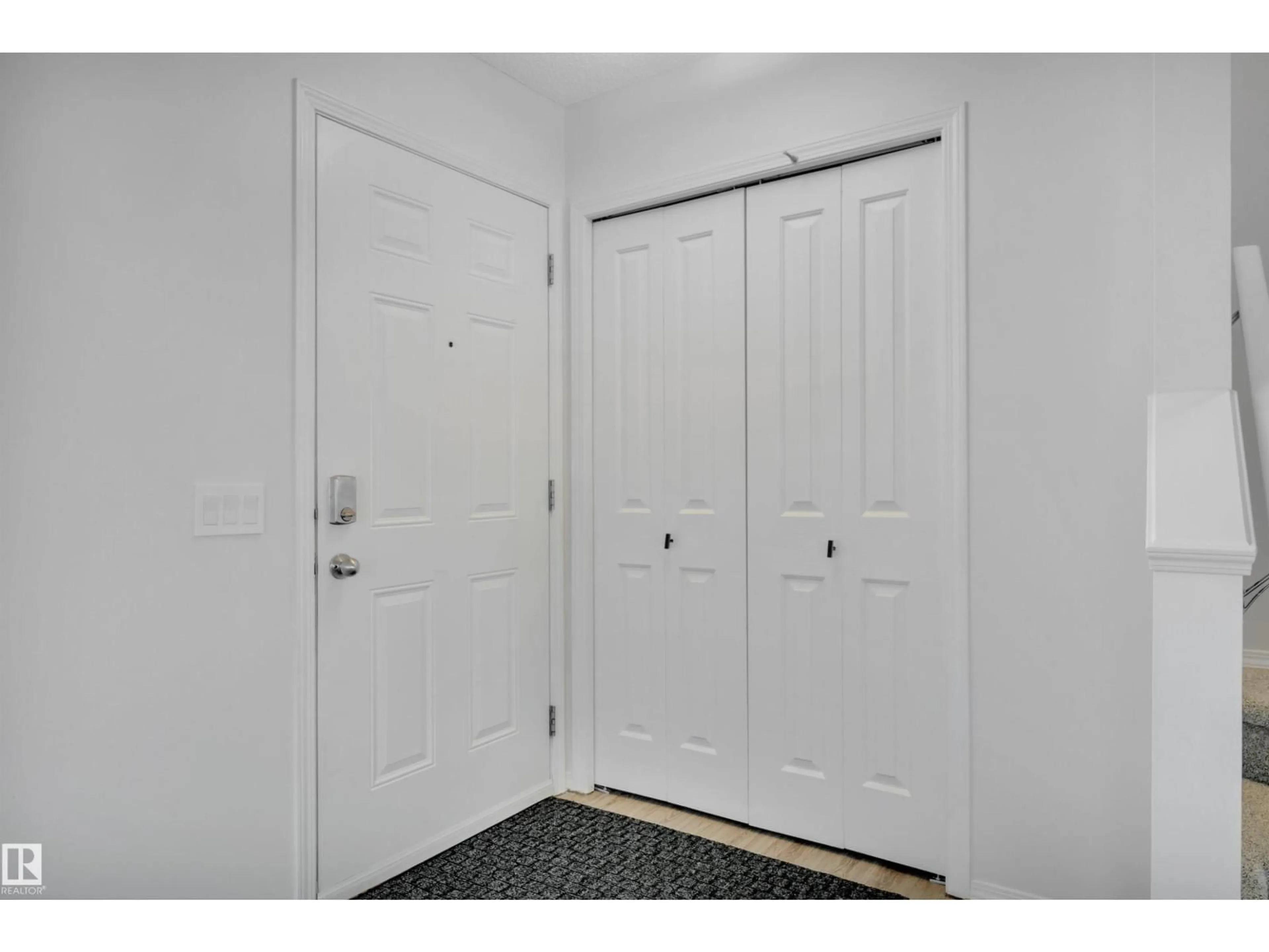 Indoor entryway for NW - 72 3075 TRELLE CR, Edmonton Alberta T6R3V5